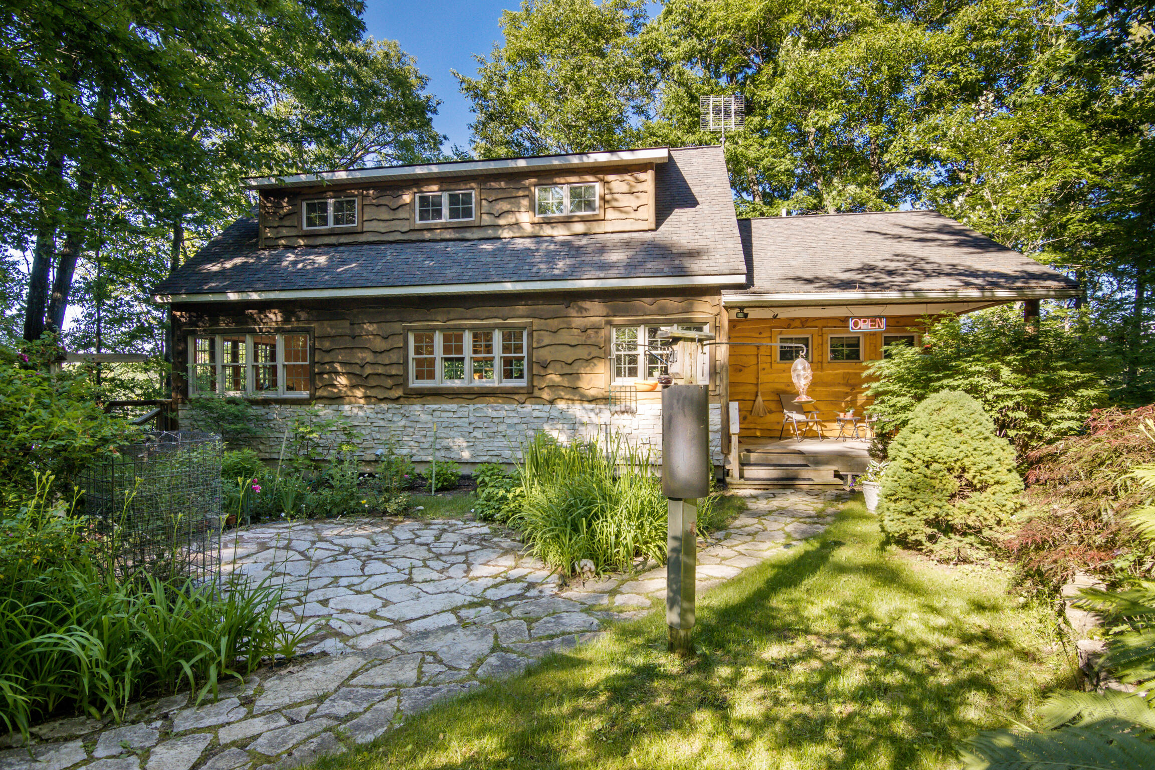967 Old Miller Road Property Photo 8
