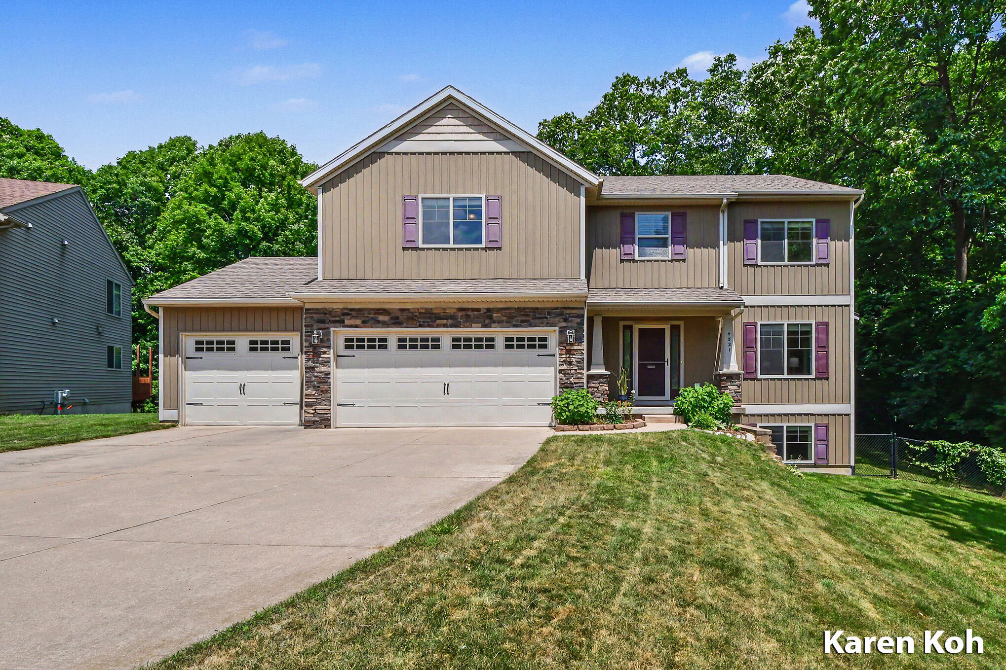 4521 Burton Forest Court Se Property Photo 1