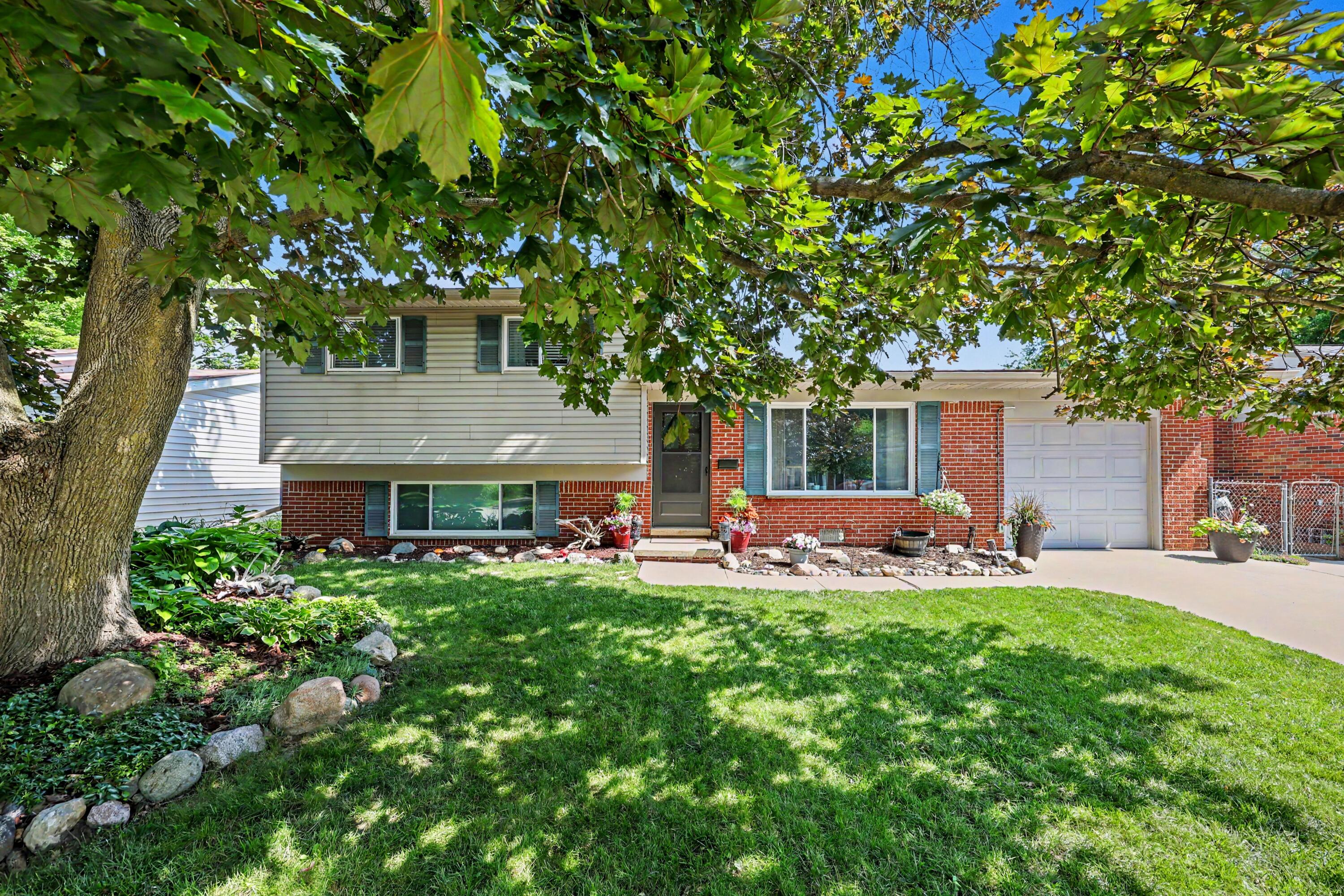 2857 Verle Avenue Property Photo 1
