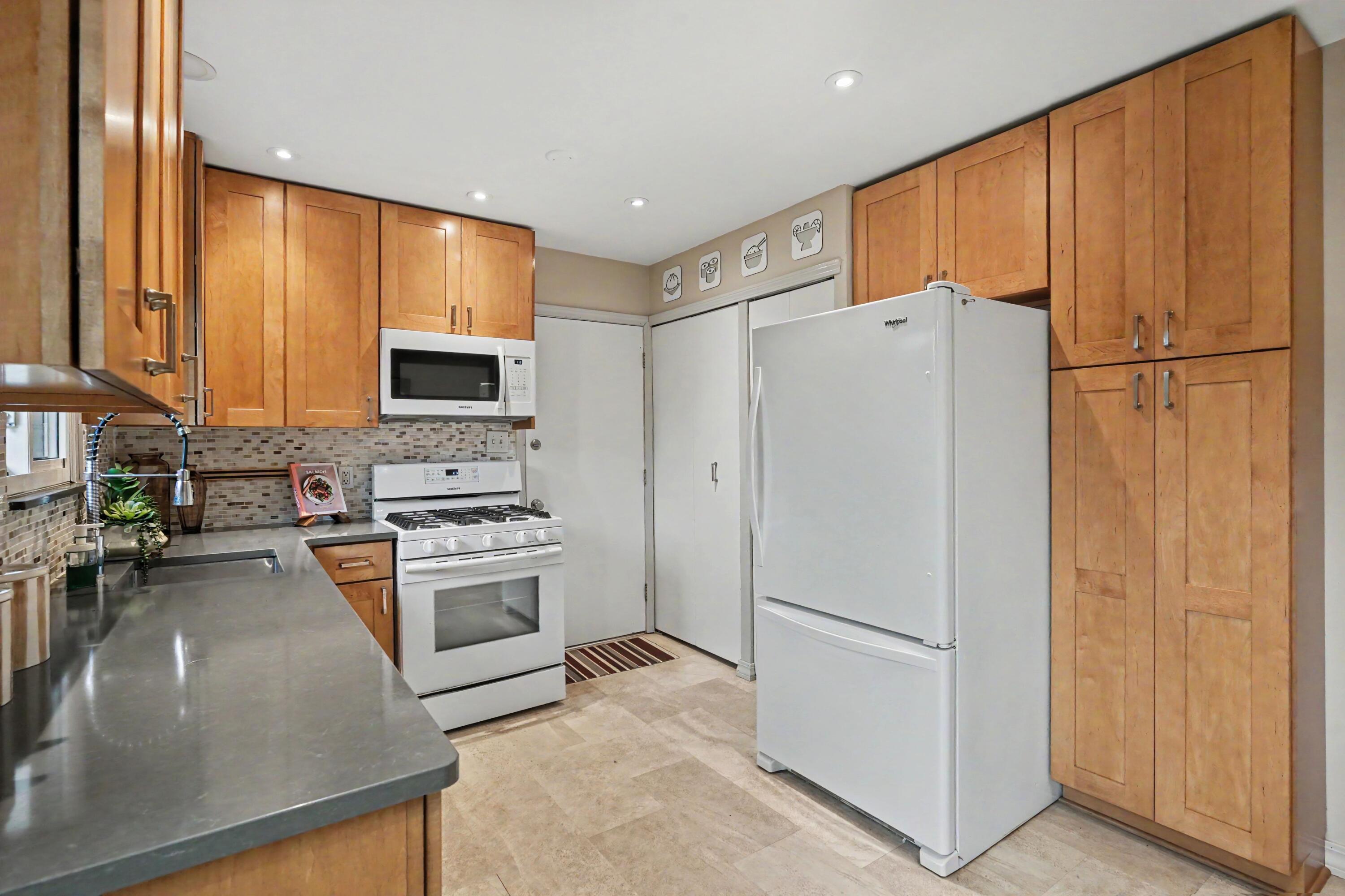 2857 Verle Avenue Property Photo 11