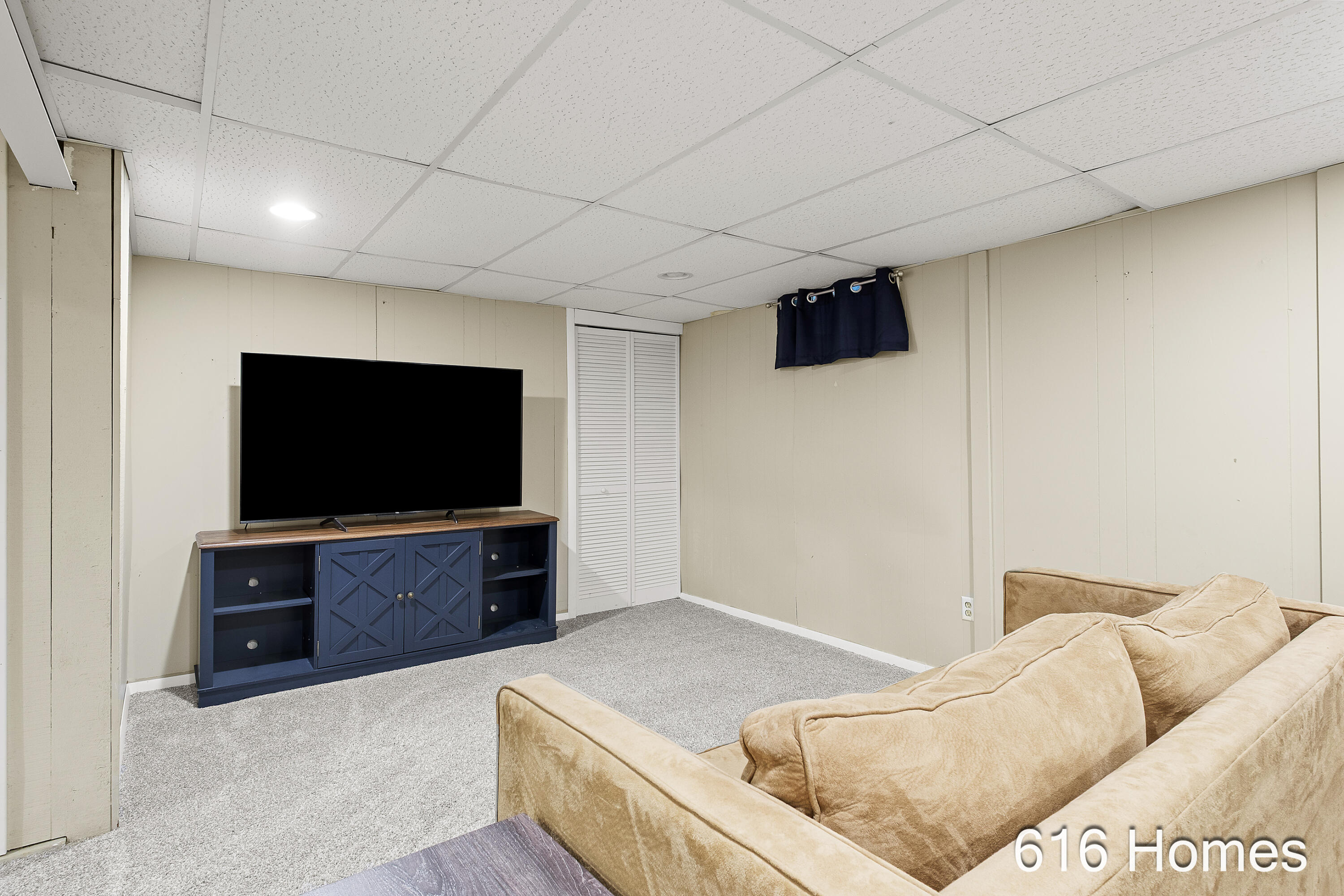 1911 Benjamin Avenue Ne Property Photo 20