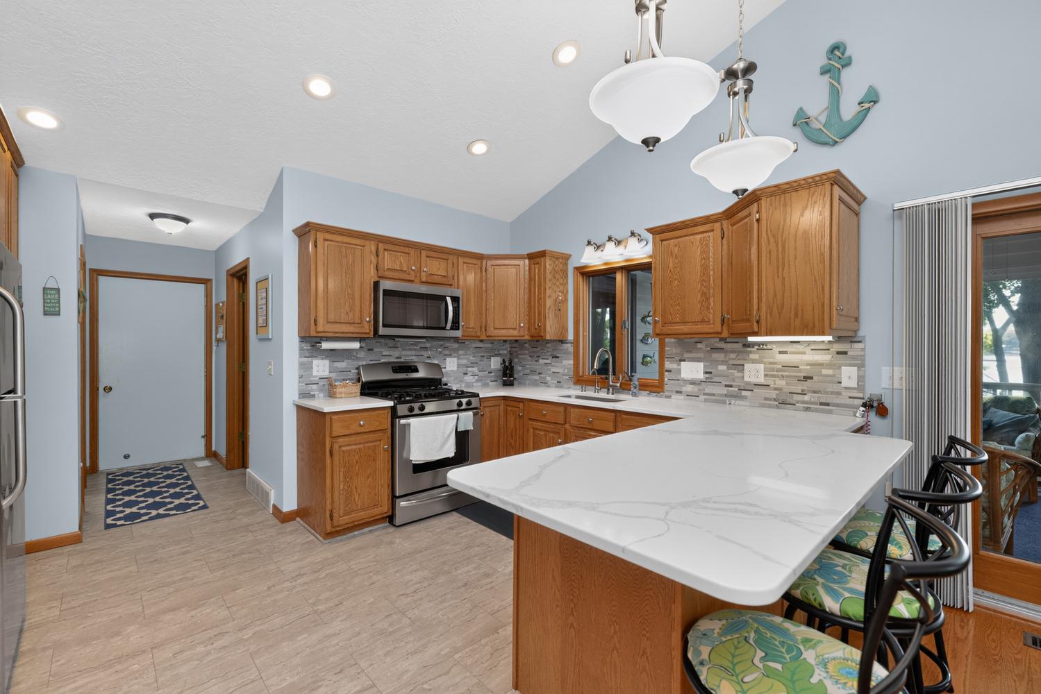 61763 Crestlane Drive Property Photo 14