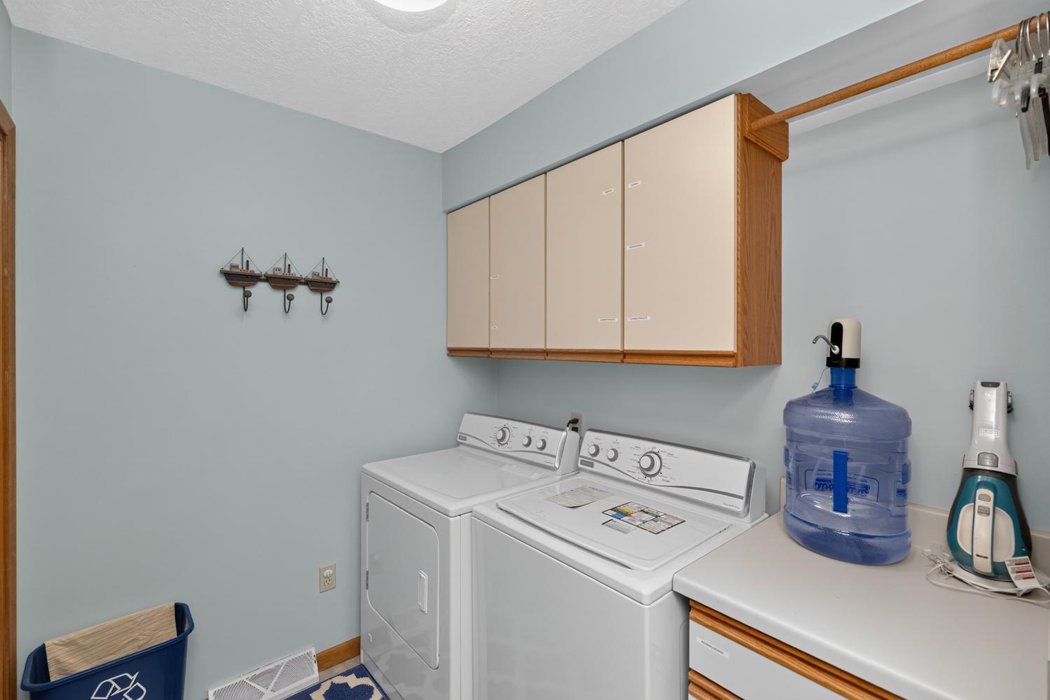 61763 Crestlane Drive Property Photo 22