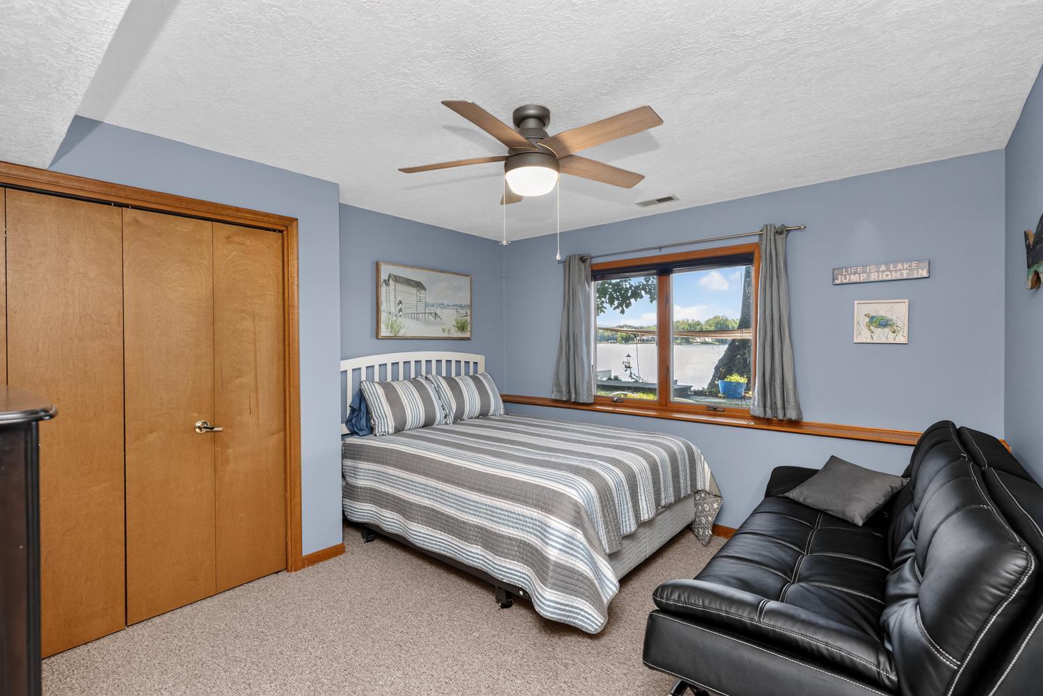 61763 Crestlane Drive Property Photo 27