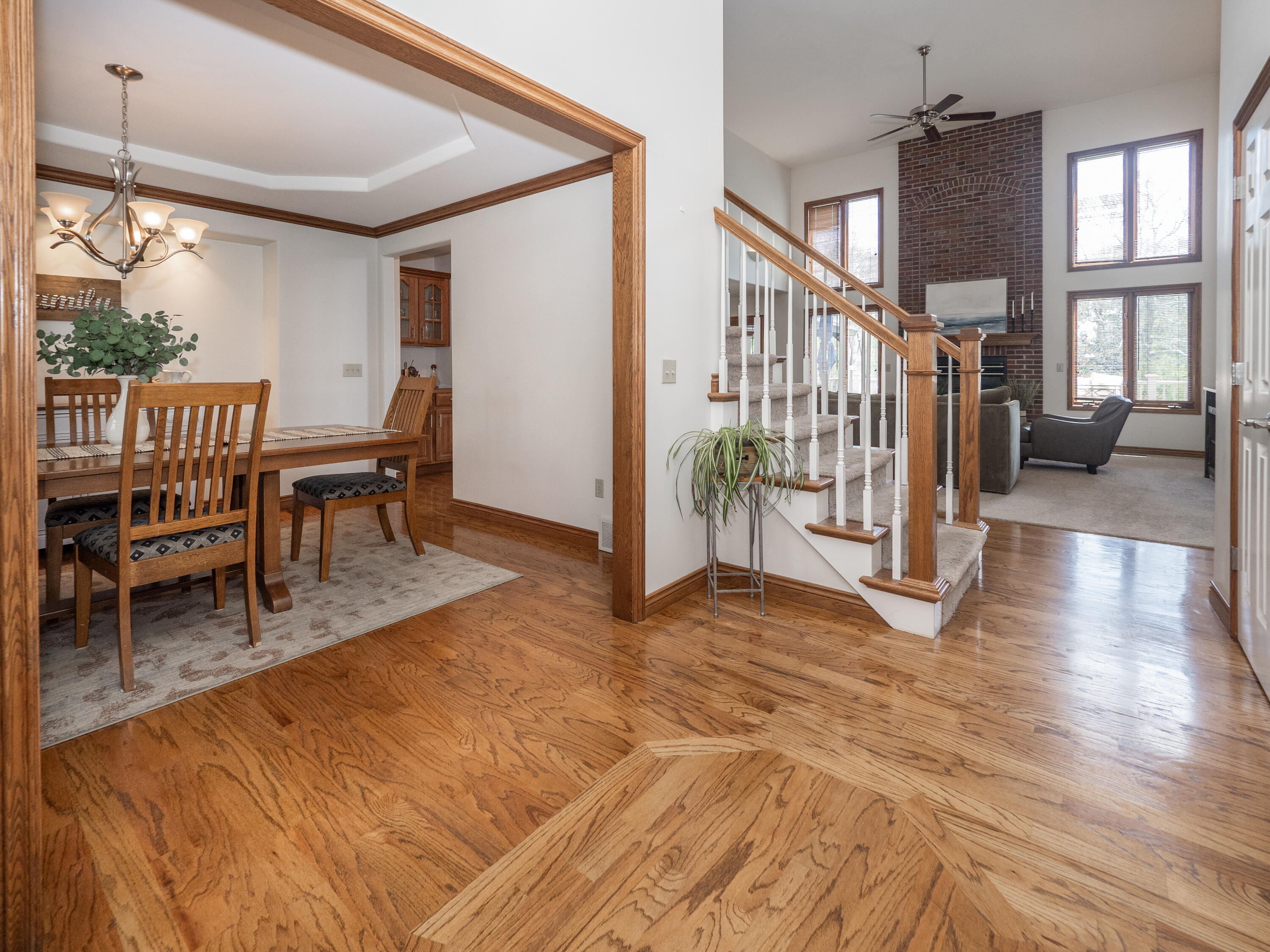 15915 Indian Valley Street Property Photo 6