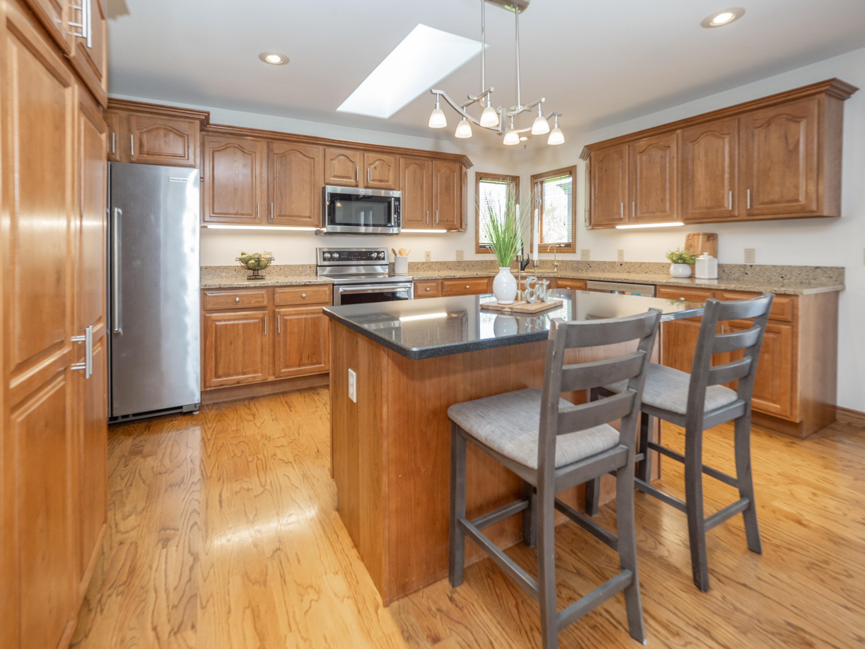 15915 Indian Valley Street Property Photo 16