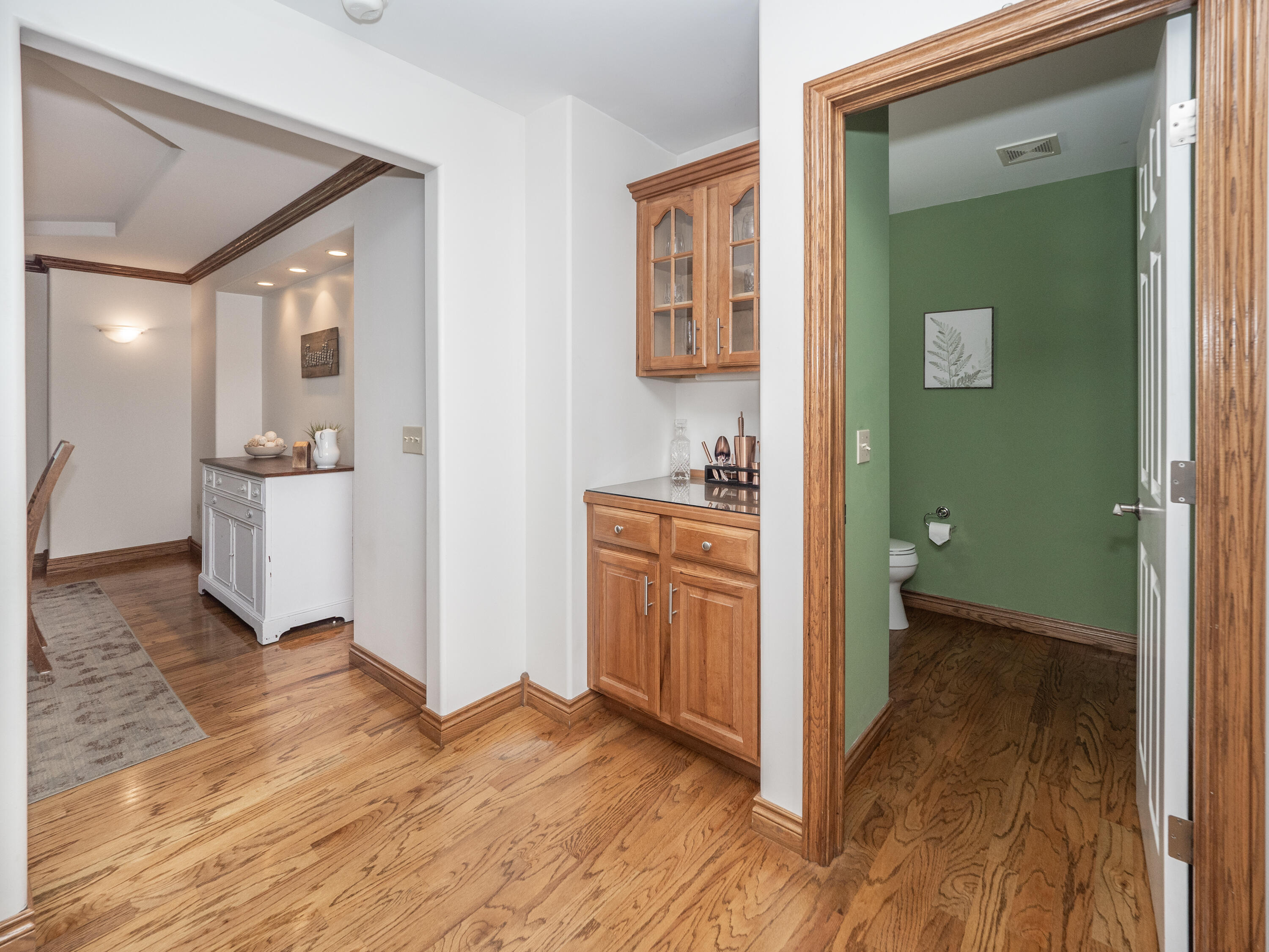 15915 Indian Valley Street Property Photo 19