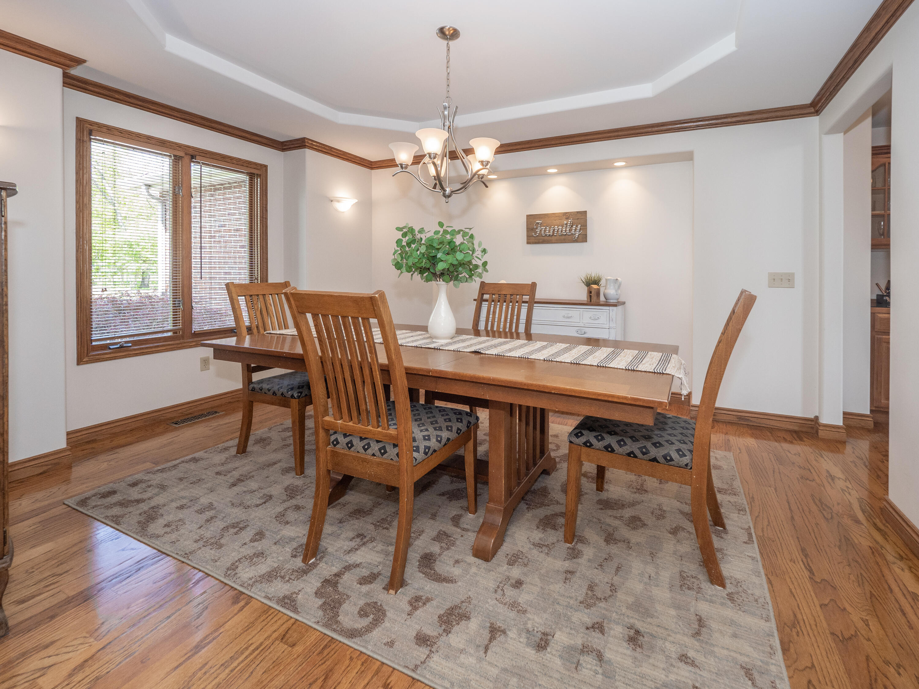 15915 Indian Valley Street Property Photo 22