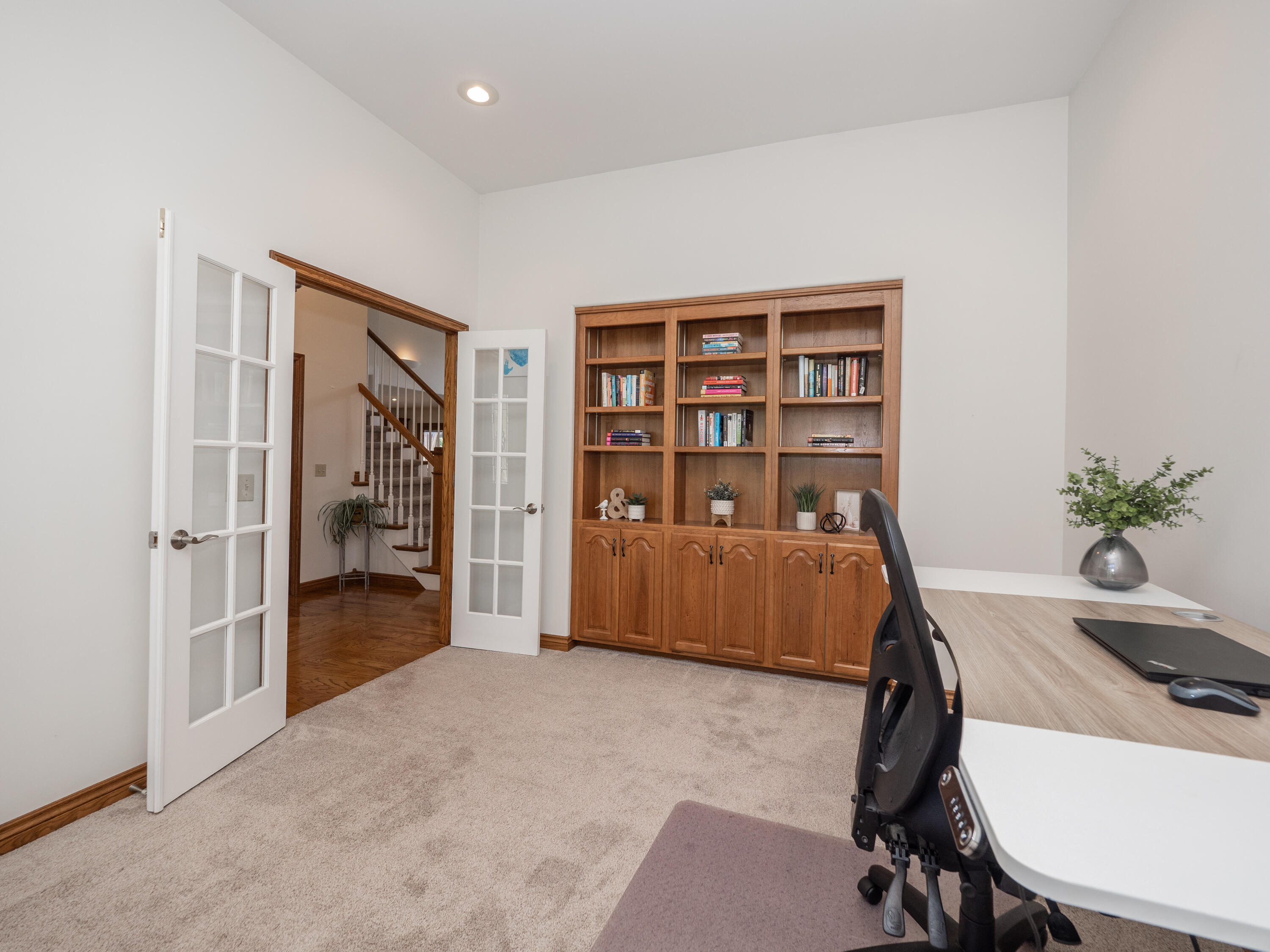 15915 Indian Valley Street Property Photo 24
