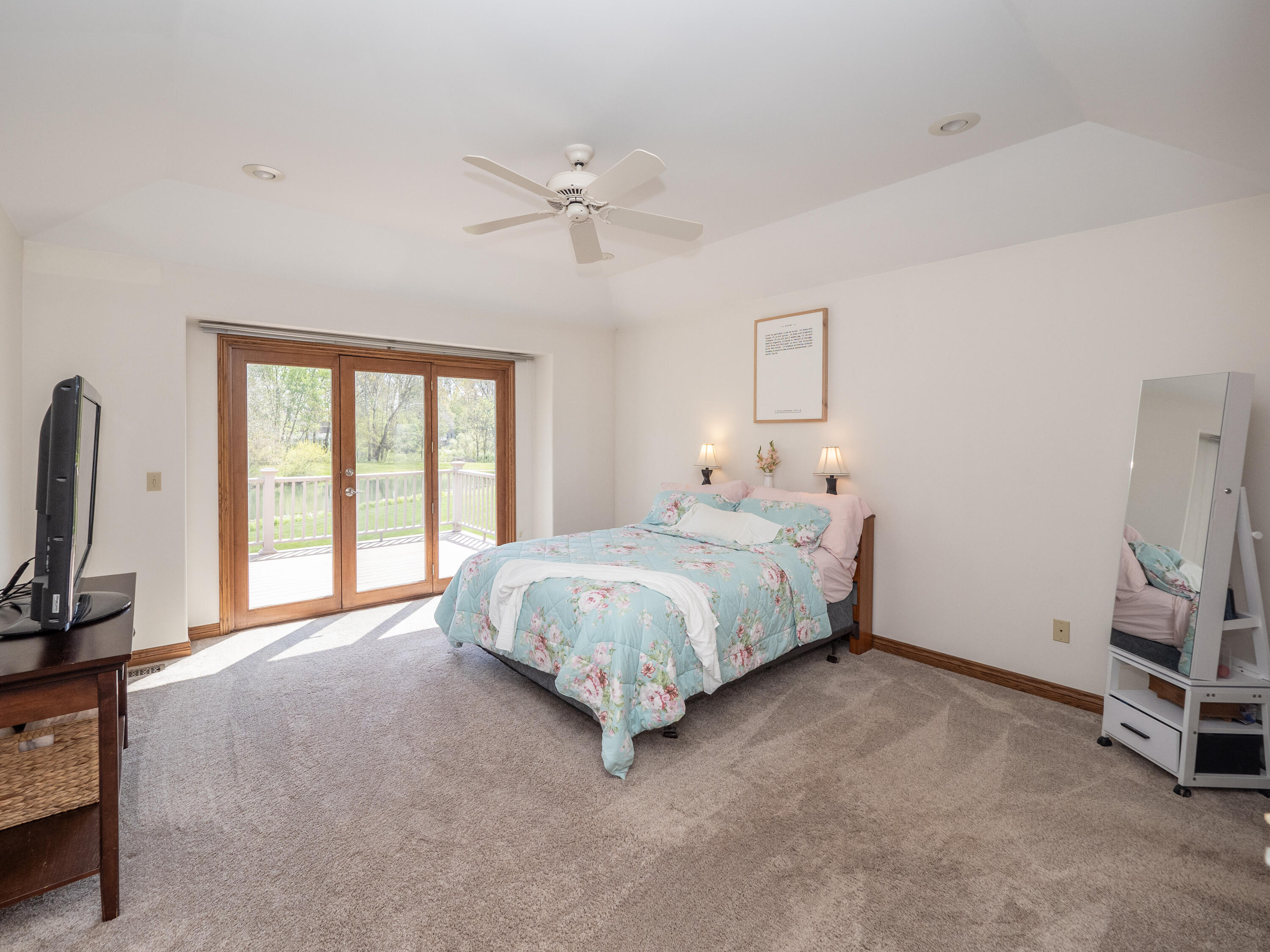 15915 Indian Valley Street Property Photo 27