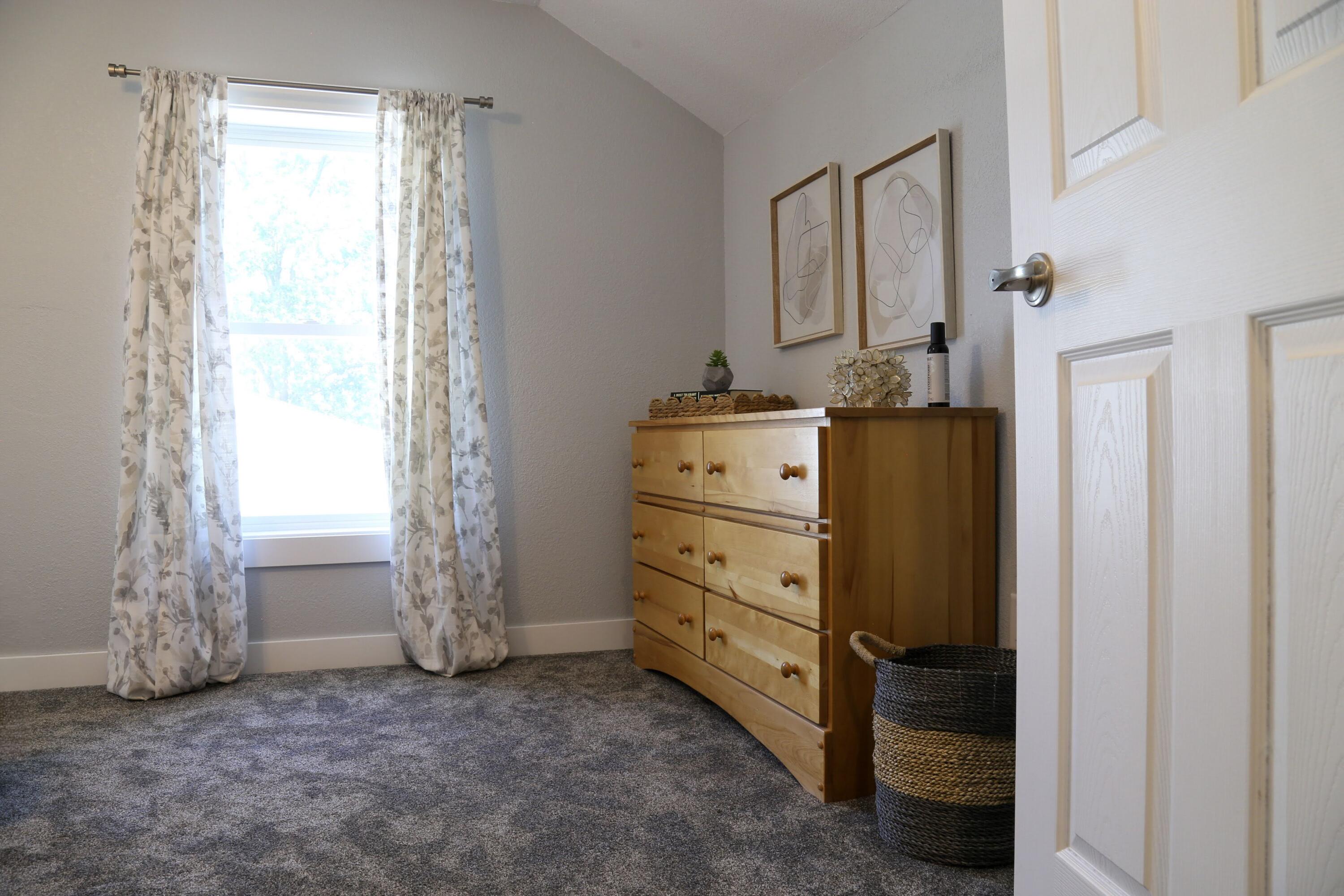 10797 E T Avenue Property Photo 11