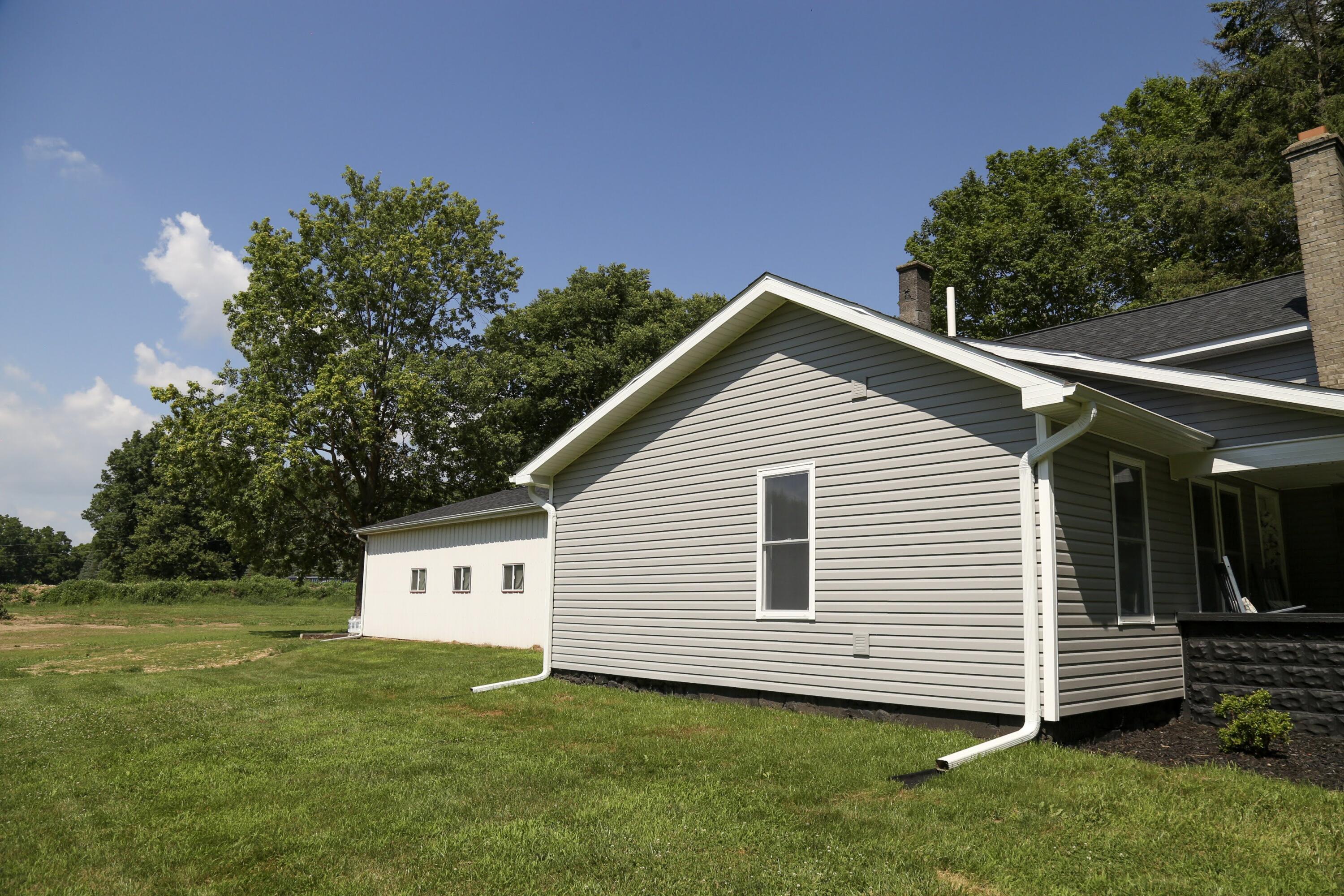 10797 E T Avenue Property Photo 27