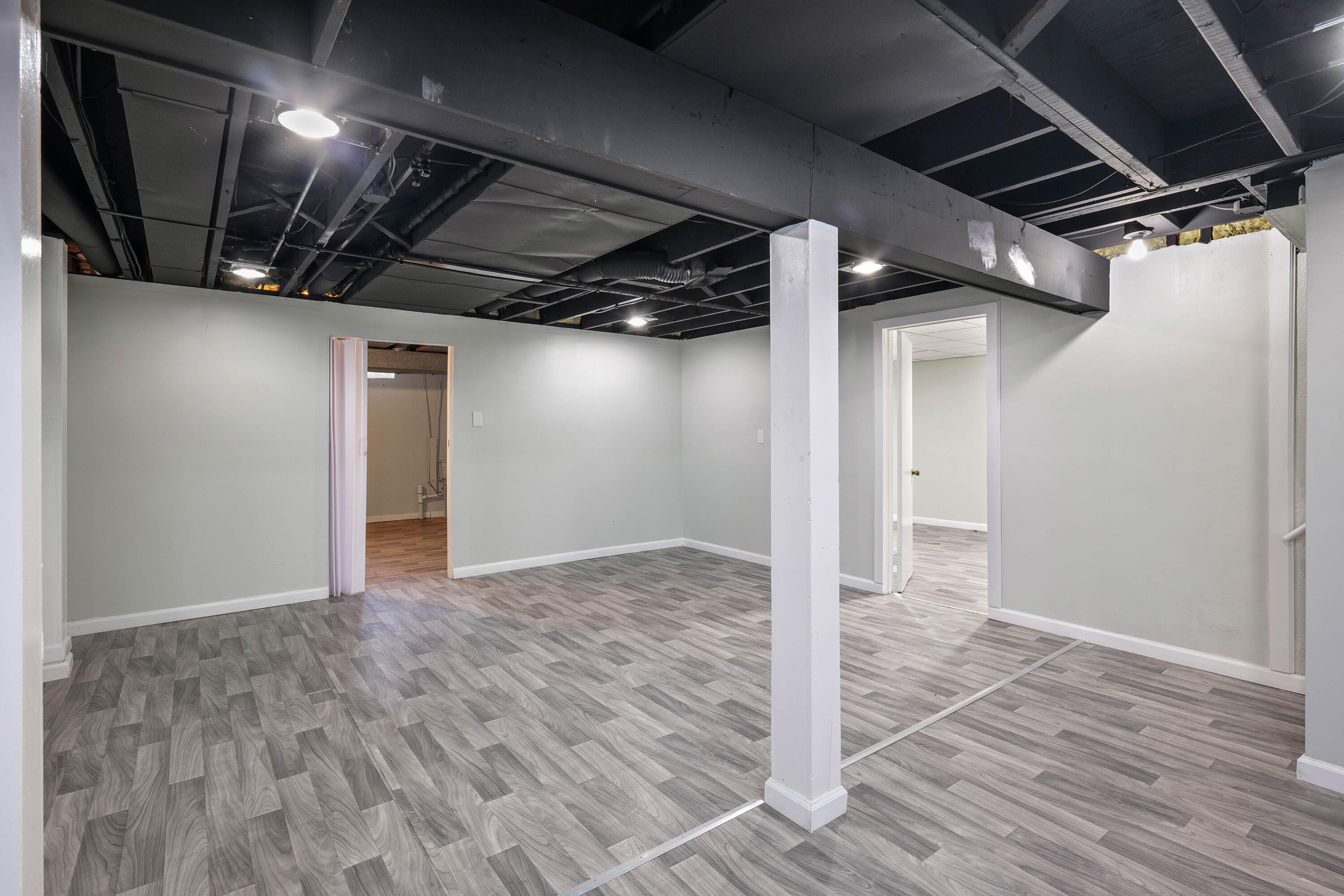 21135 La Salle Boulevard Property Photo 17