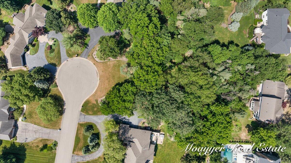 2549 Ashwood Court Se Property Photo 5
