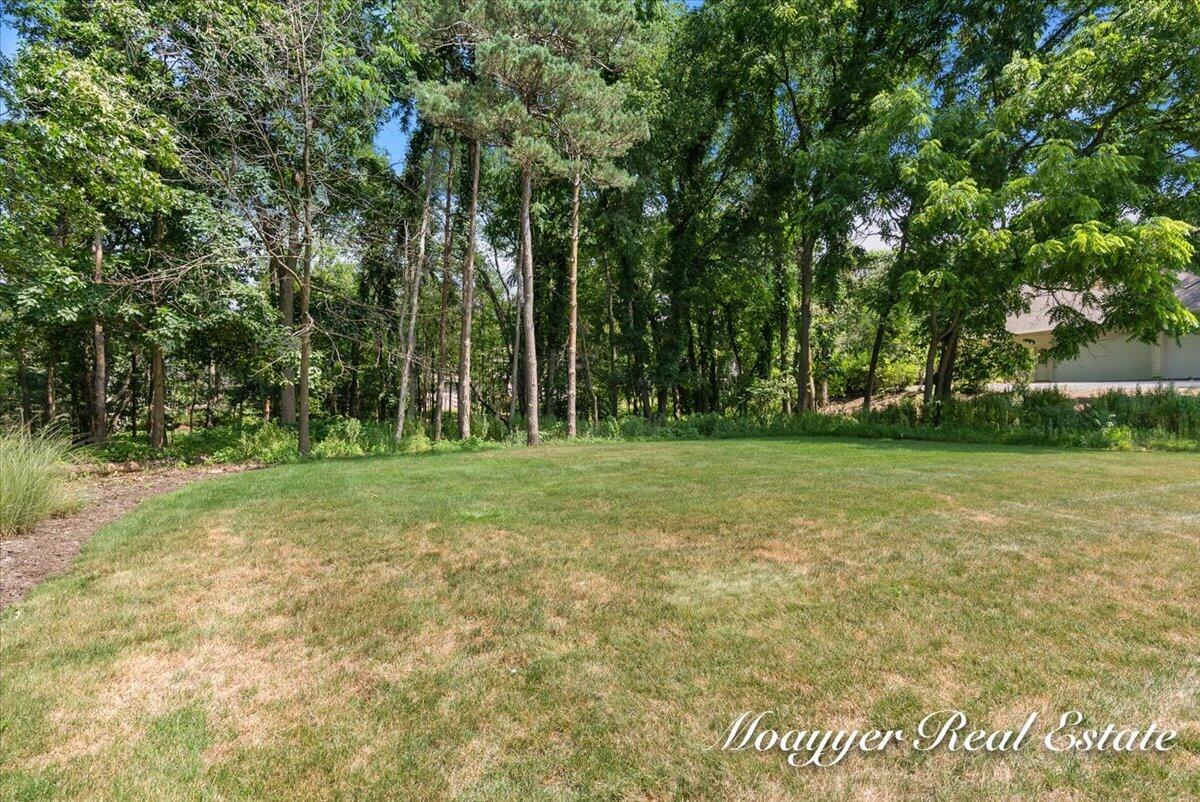 2549 Ashwood Court Se Property Photo 7