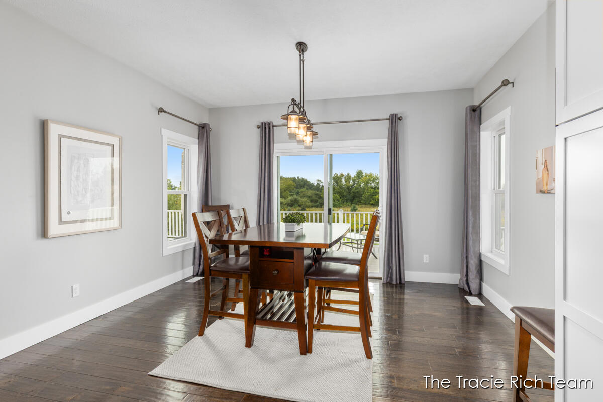 5930 12 Mile Road Ne Property Photo 19