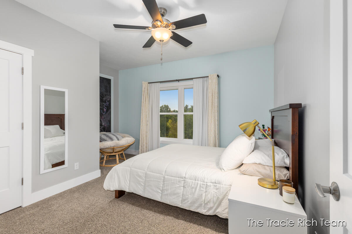 5930 12 Mile Road Ne Property Photo 26