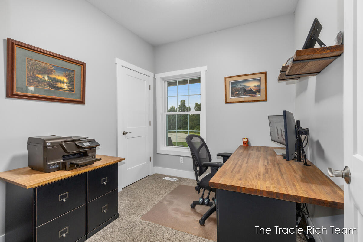5930 12 Mile Road Ne Property Photo 32