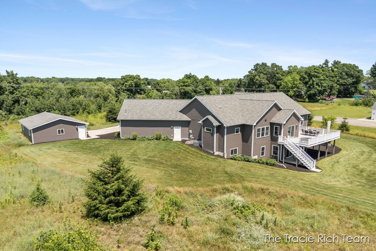 5930 12 Mile Road Ne Property Photo 68
