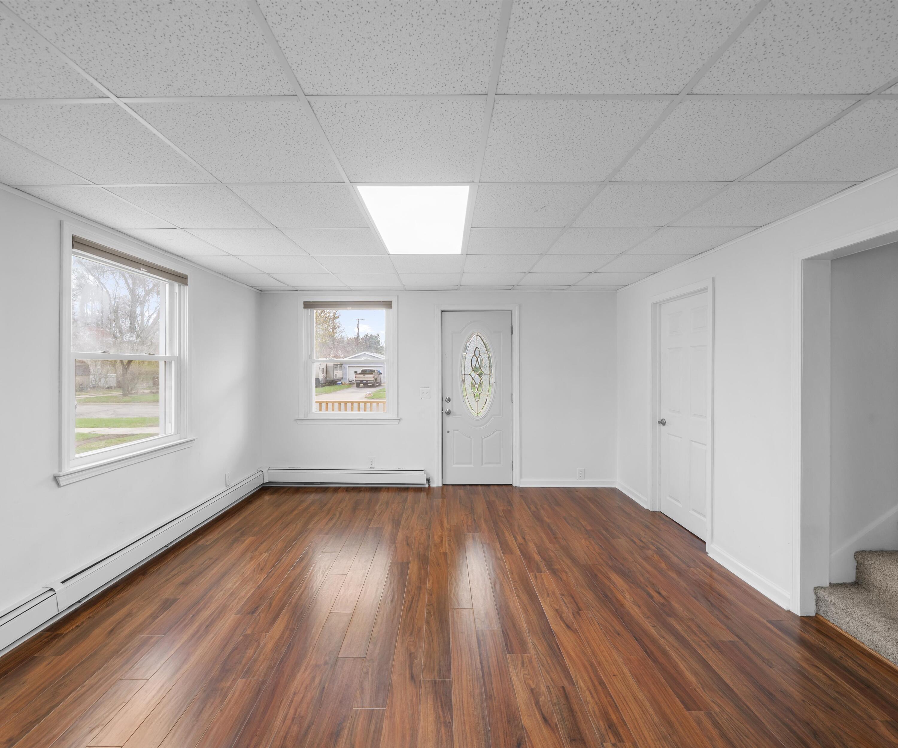 244 Cass Street Property Photo 10