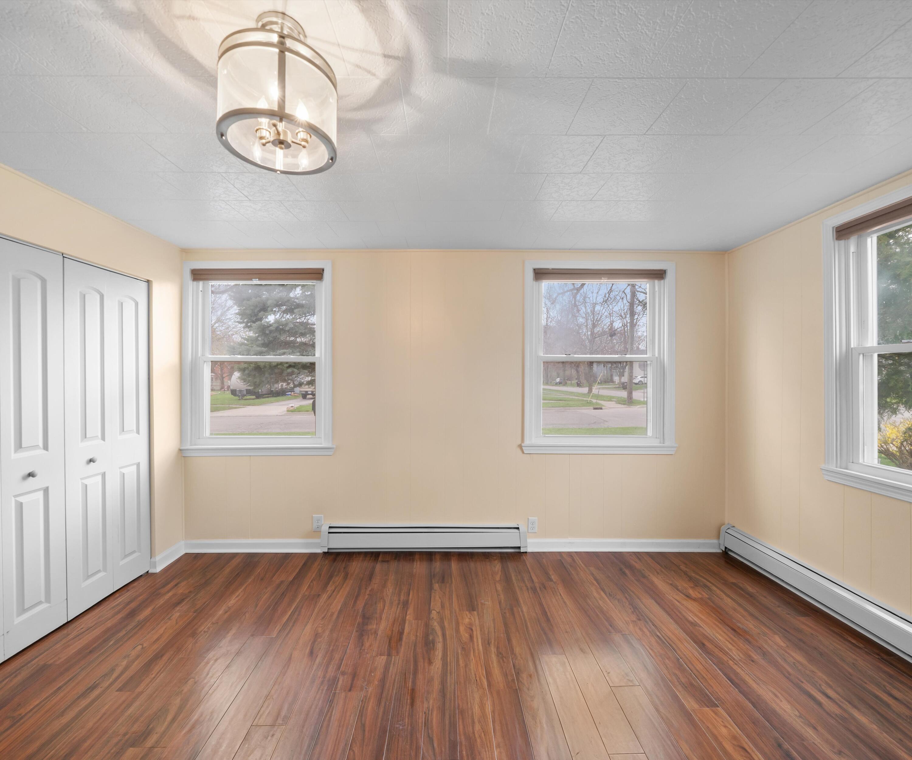 244 Cass Street Property Photo 17