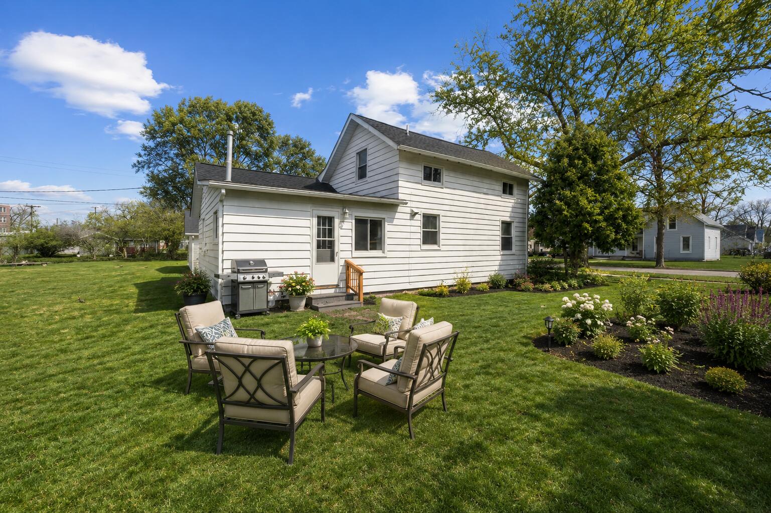 244 Cass Street Property Photo 27