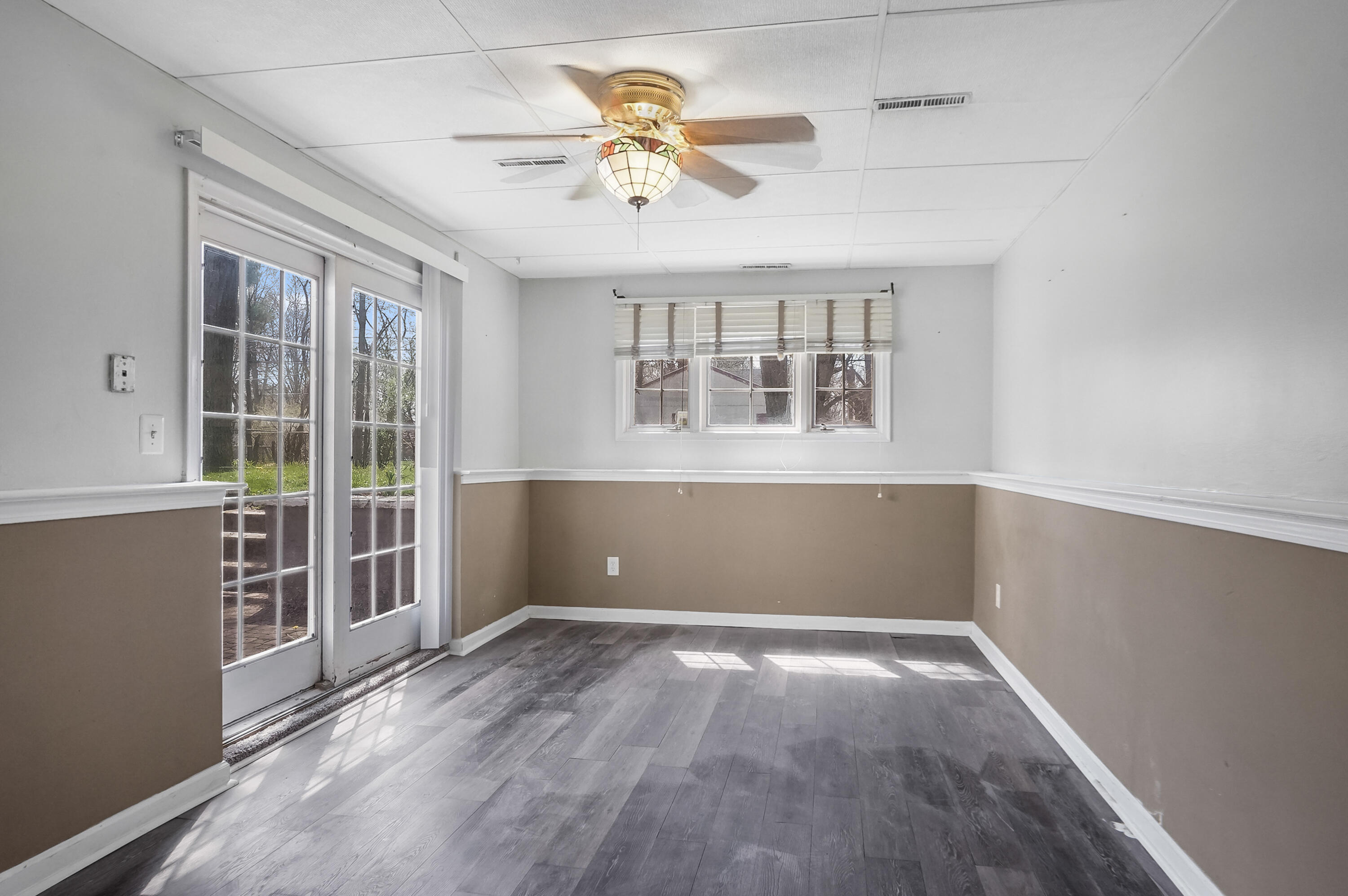 429 Royal Avenue Property Photo 11