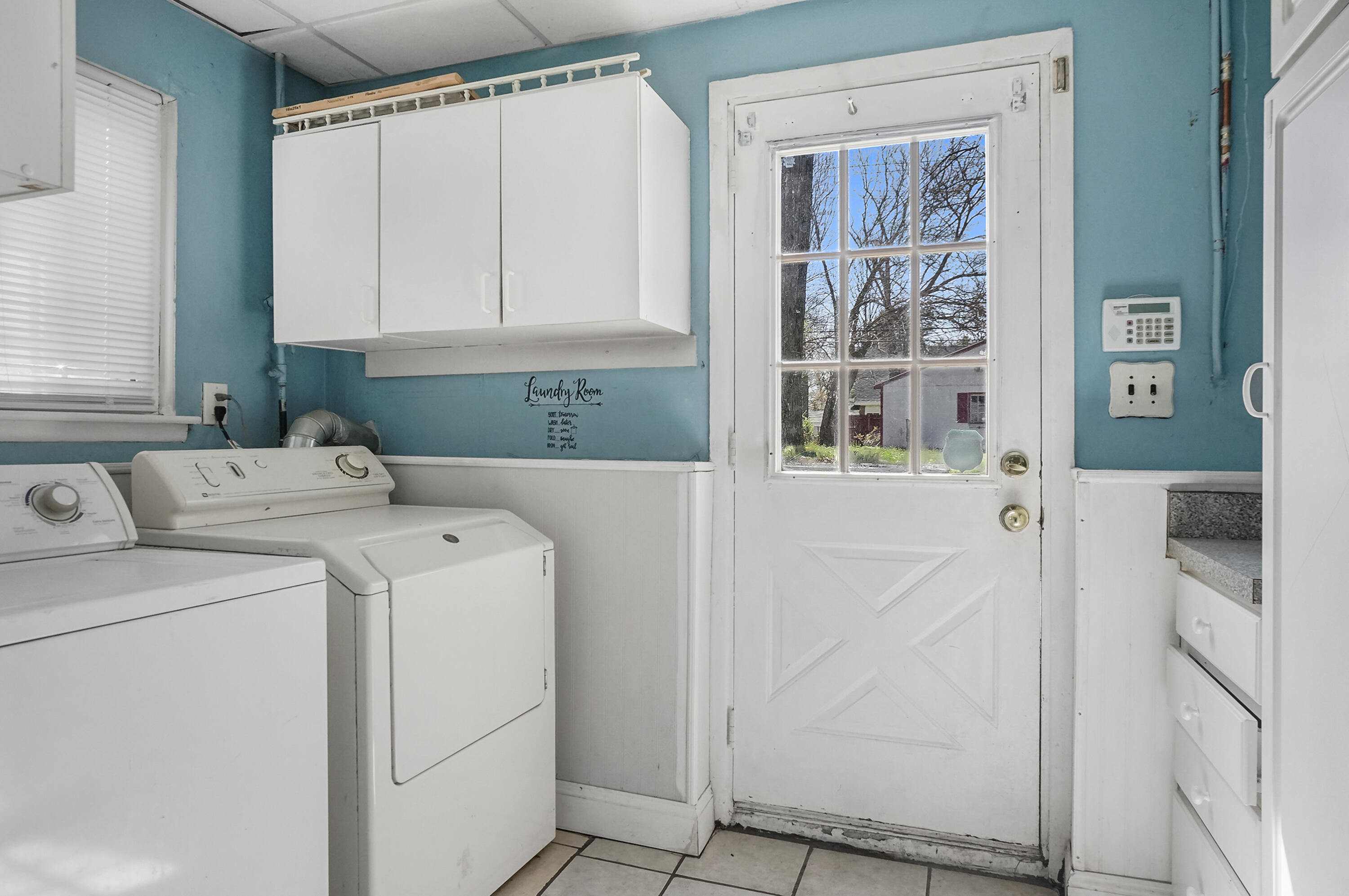 429 Royal Avenue Property Photo 14