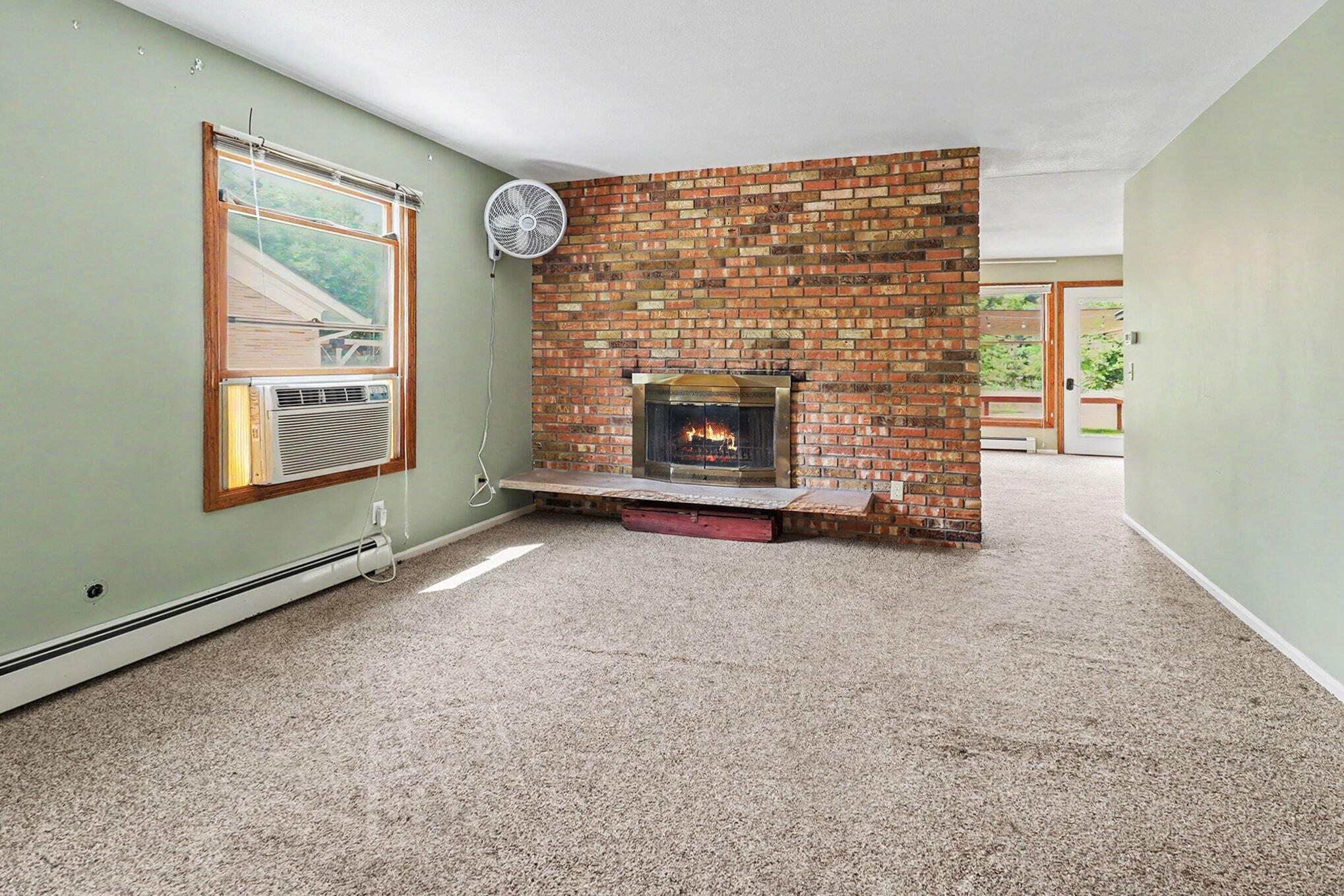 515 E Pine Street Property Photo 11