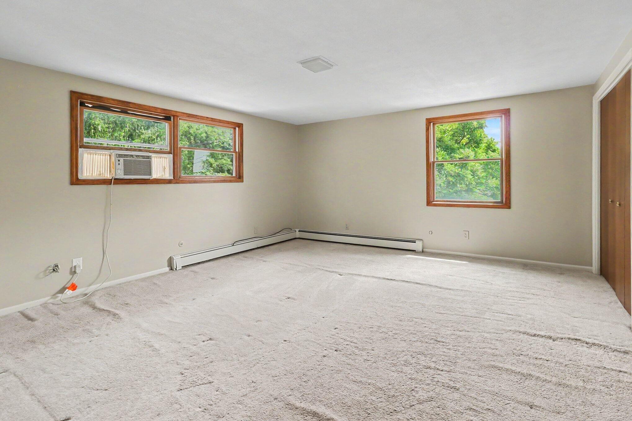 515 E Pine Street Property Photo 17