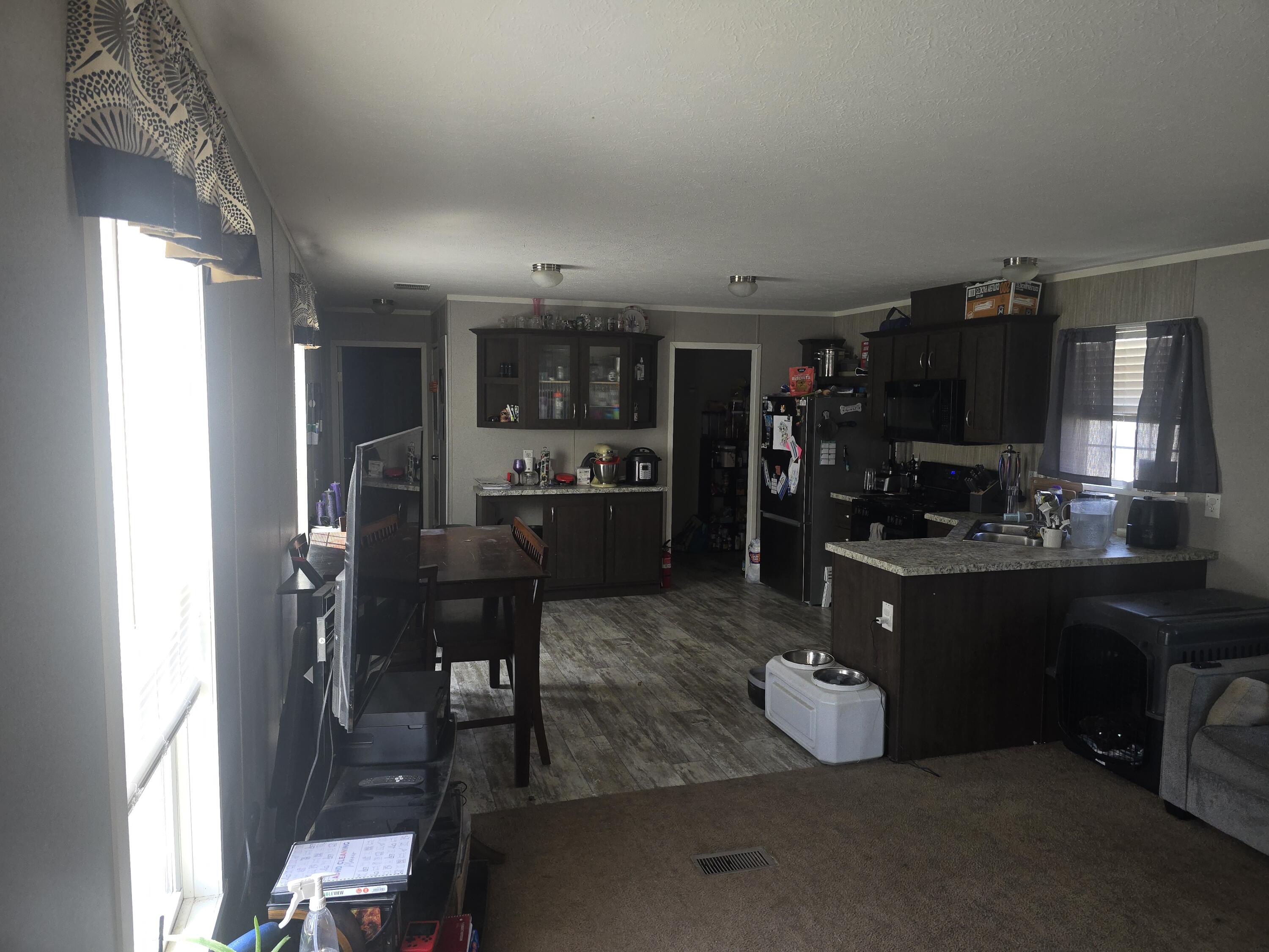 360 E Tuttle Road 55 Property Photo 6