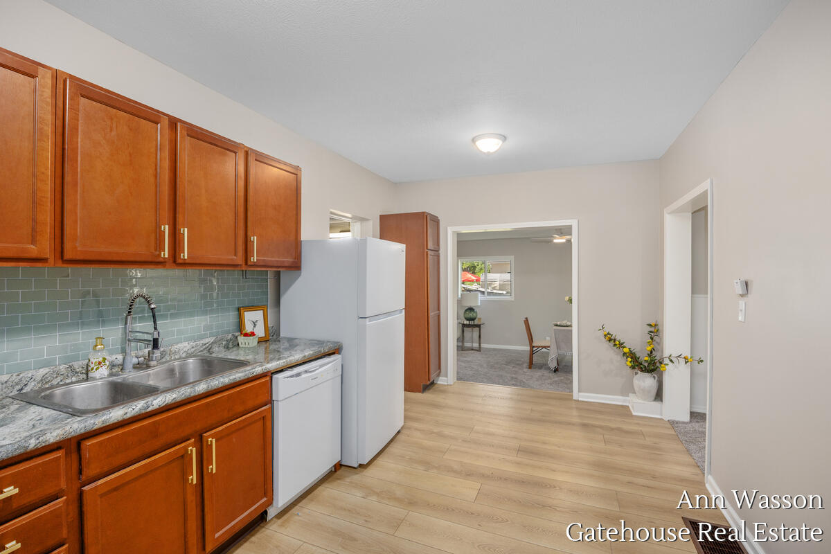 2737 Dane Street Property Photo 9
