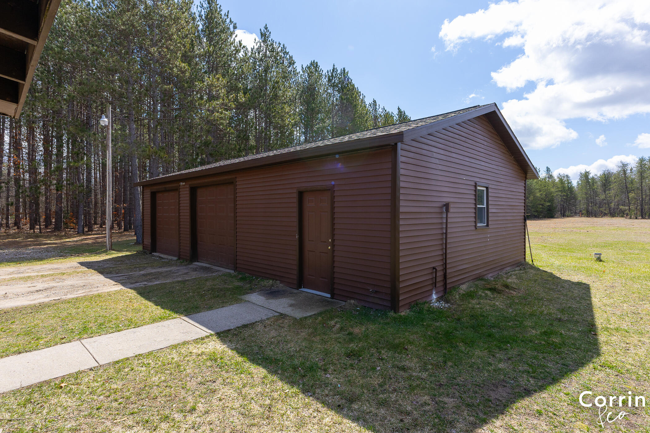 7806 W 13 Mile Road Property Photo 2