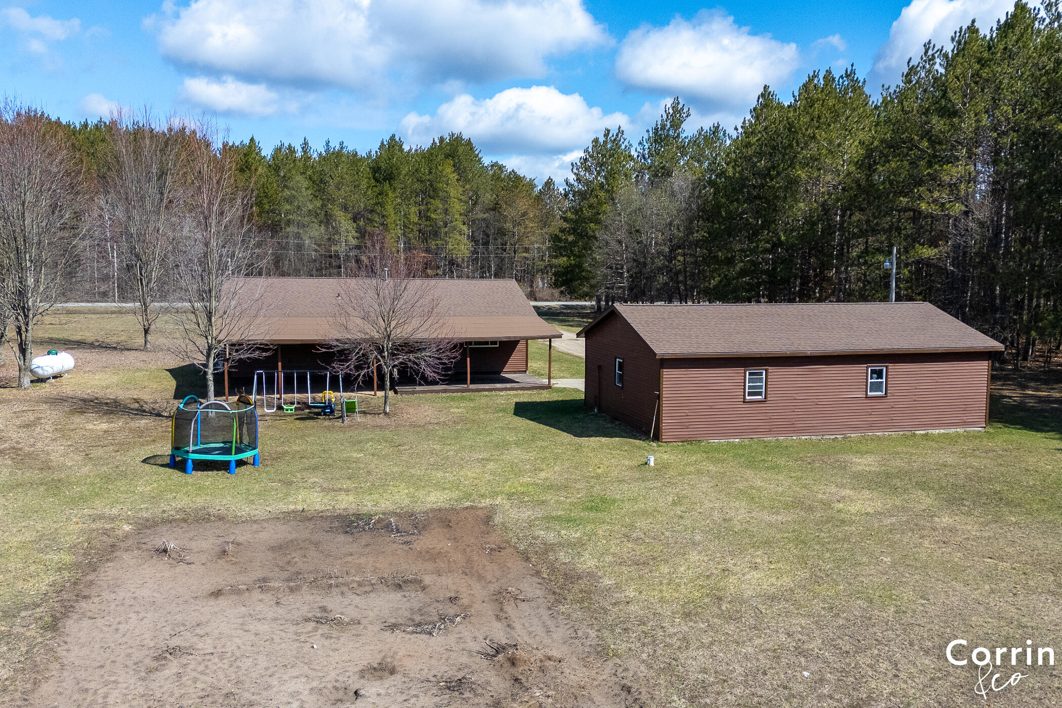 7806 W 13 Mile Road Property Photo 16