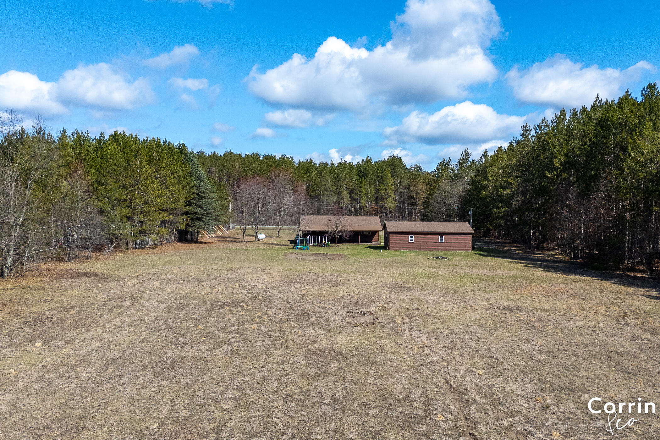 7806 W 13 Mile Road Property Photo 17