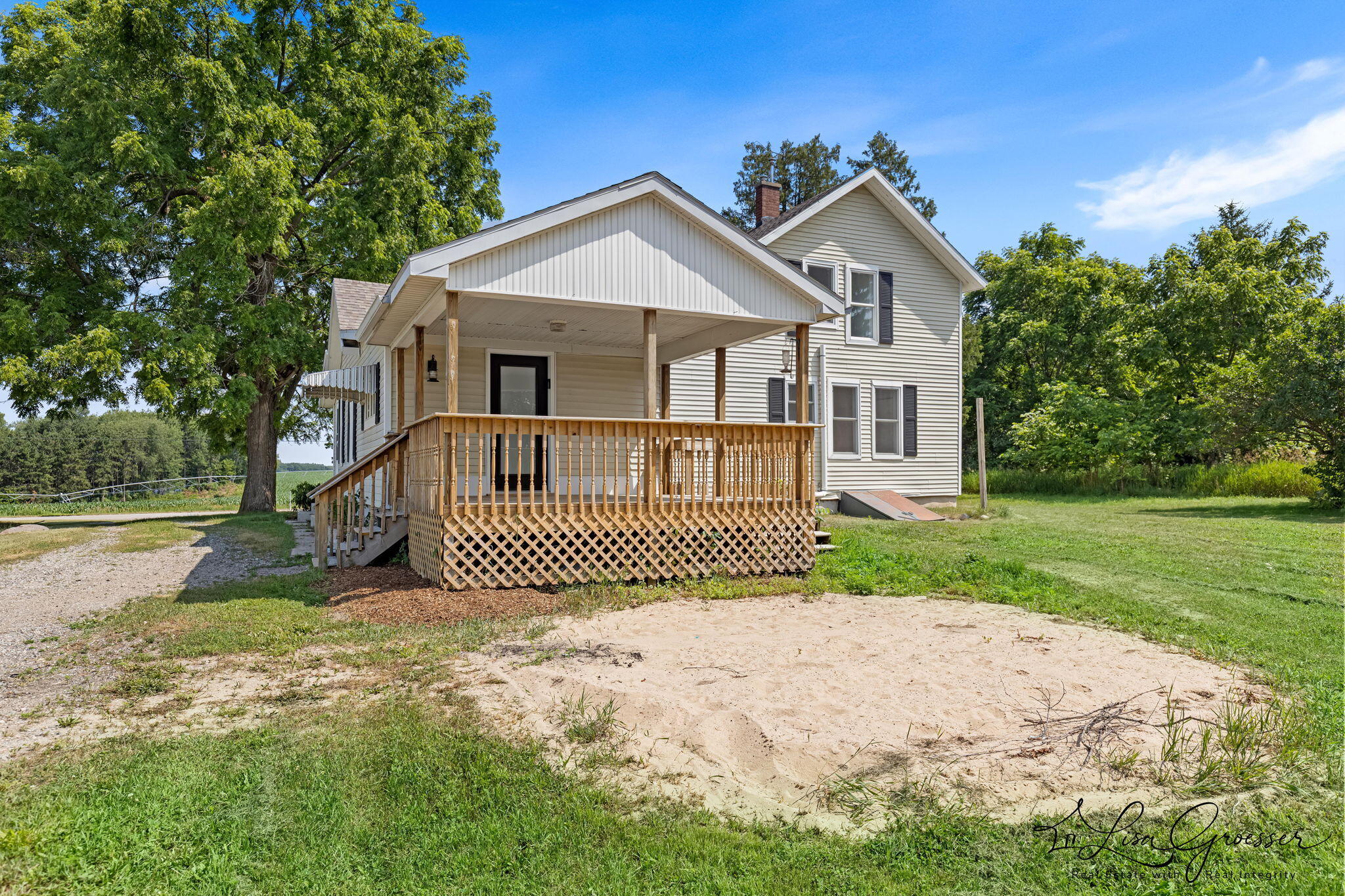6621 Tamarack Road Property Photo 4