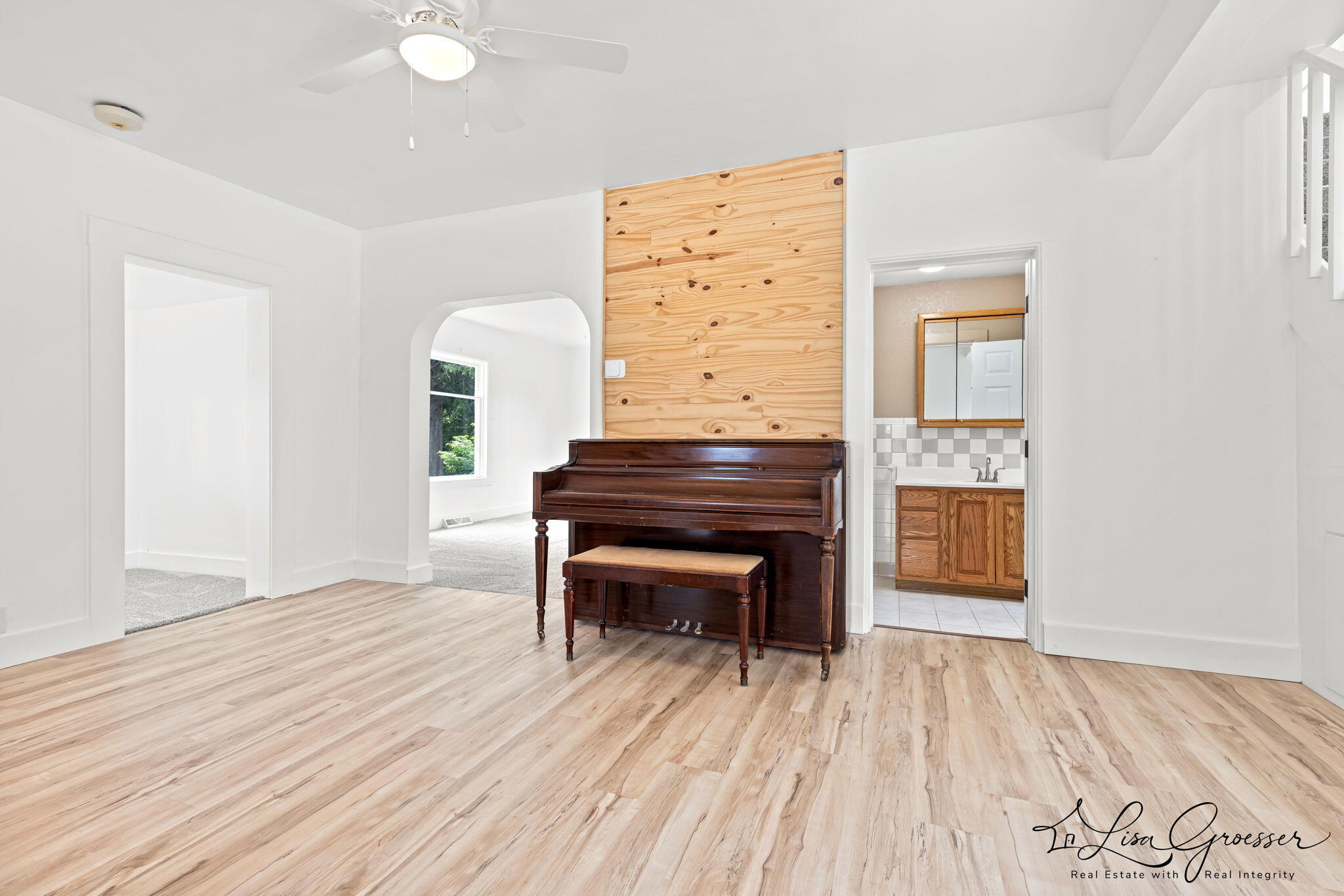 6621 Tamarack Road Property Photo 14