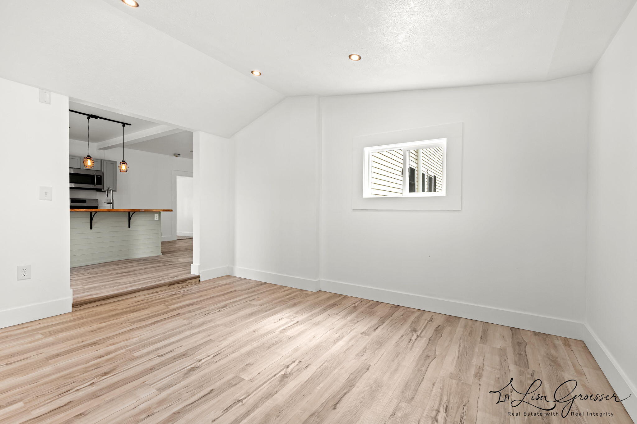 6621 Tamarack Road Property Photo 15