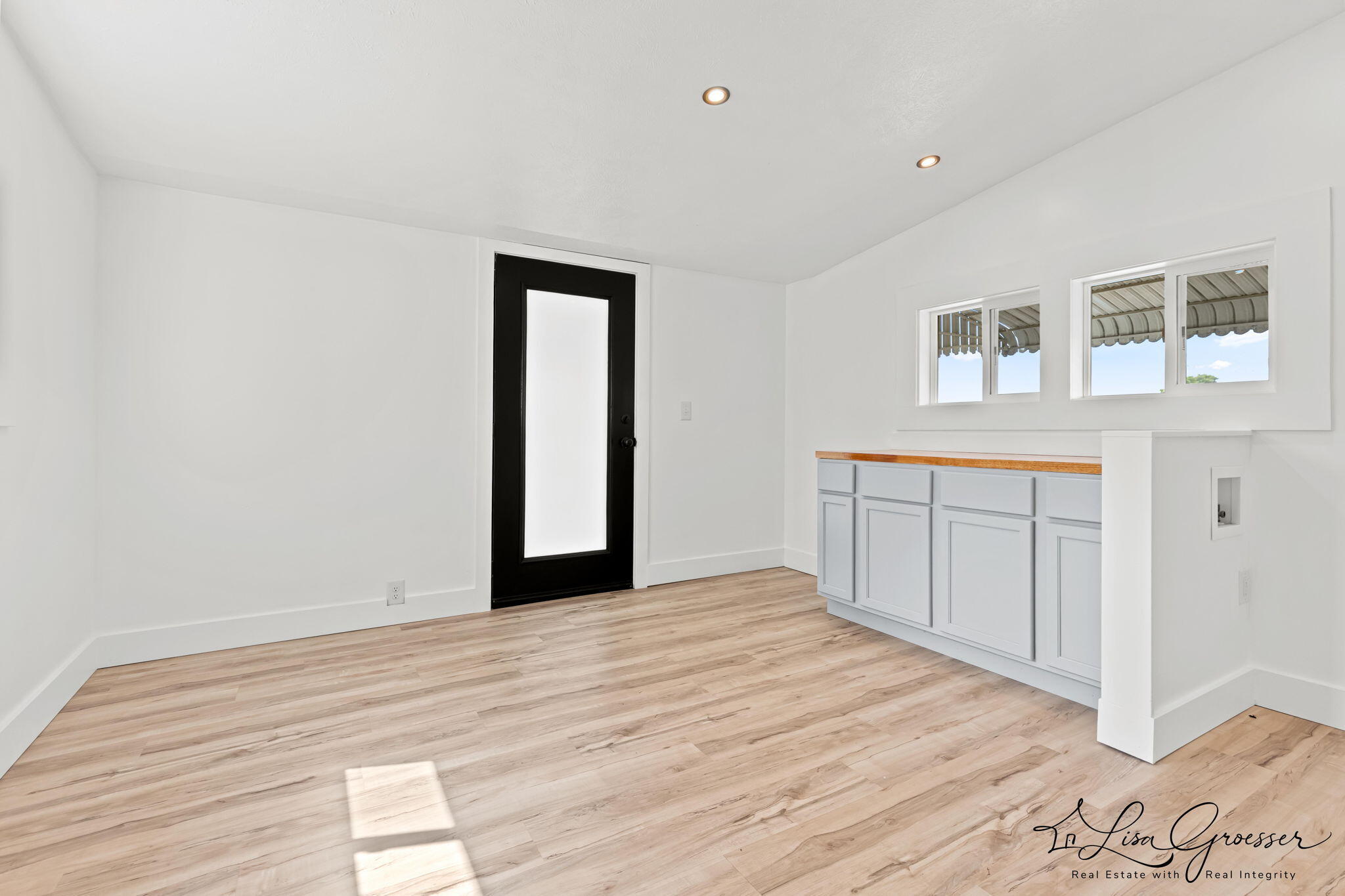 6621 Tamarack Road Property Photo 17