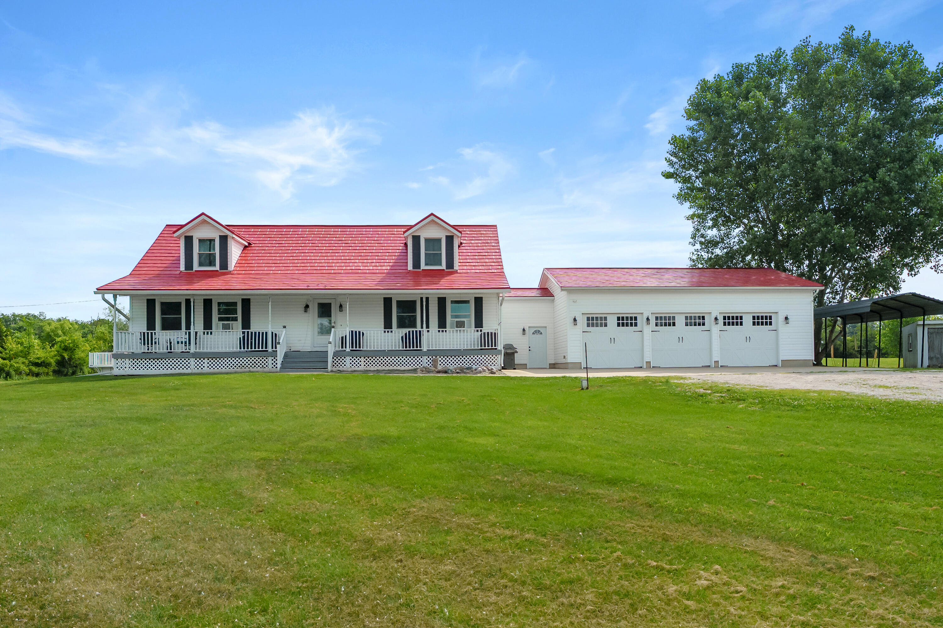 6193 S Ionia Road Property Photo 2