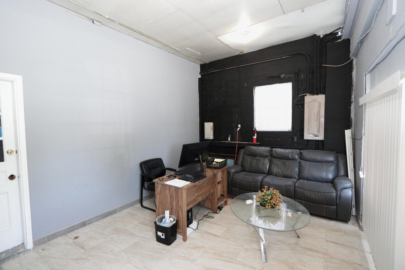 4201 Division Avenue S Property Photo 17