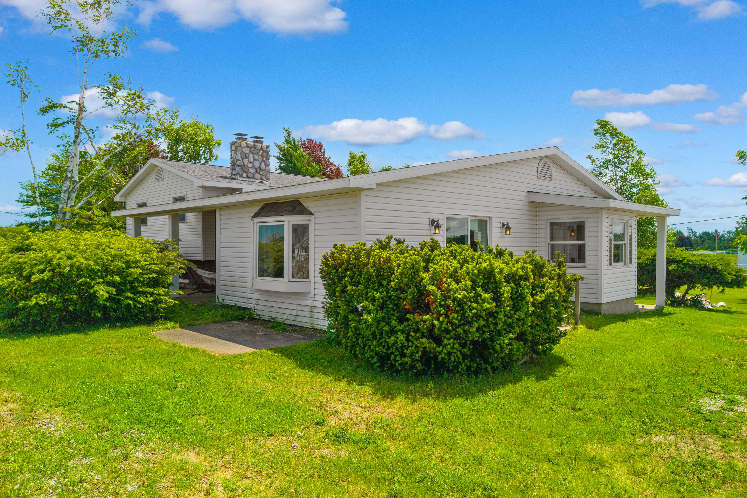 4490 E M-72 Property Photo 10