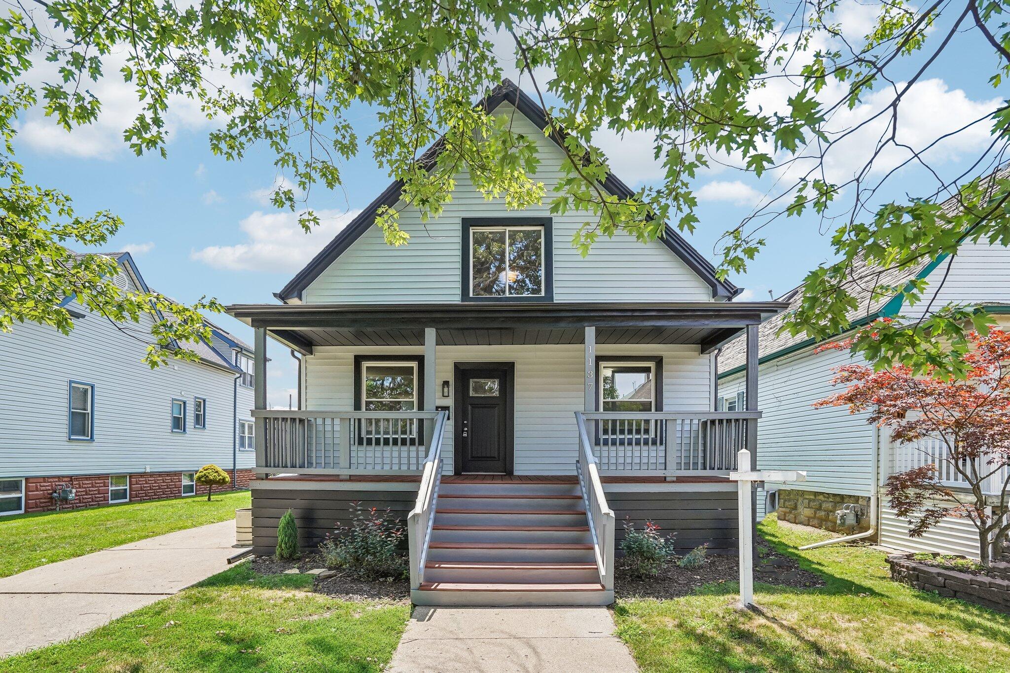 1137 Elm Street Property Photo 1