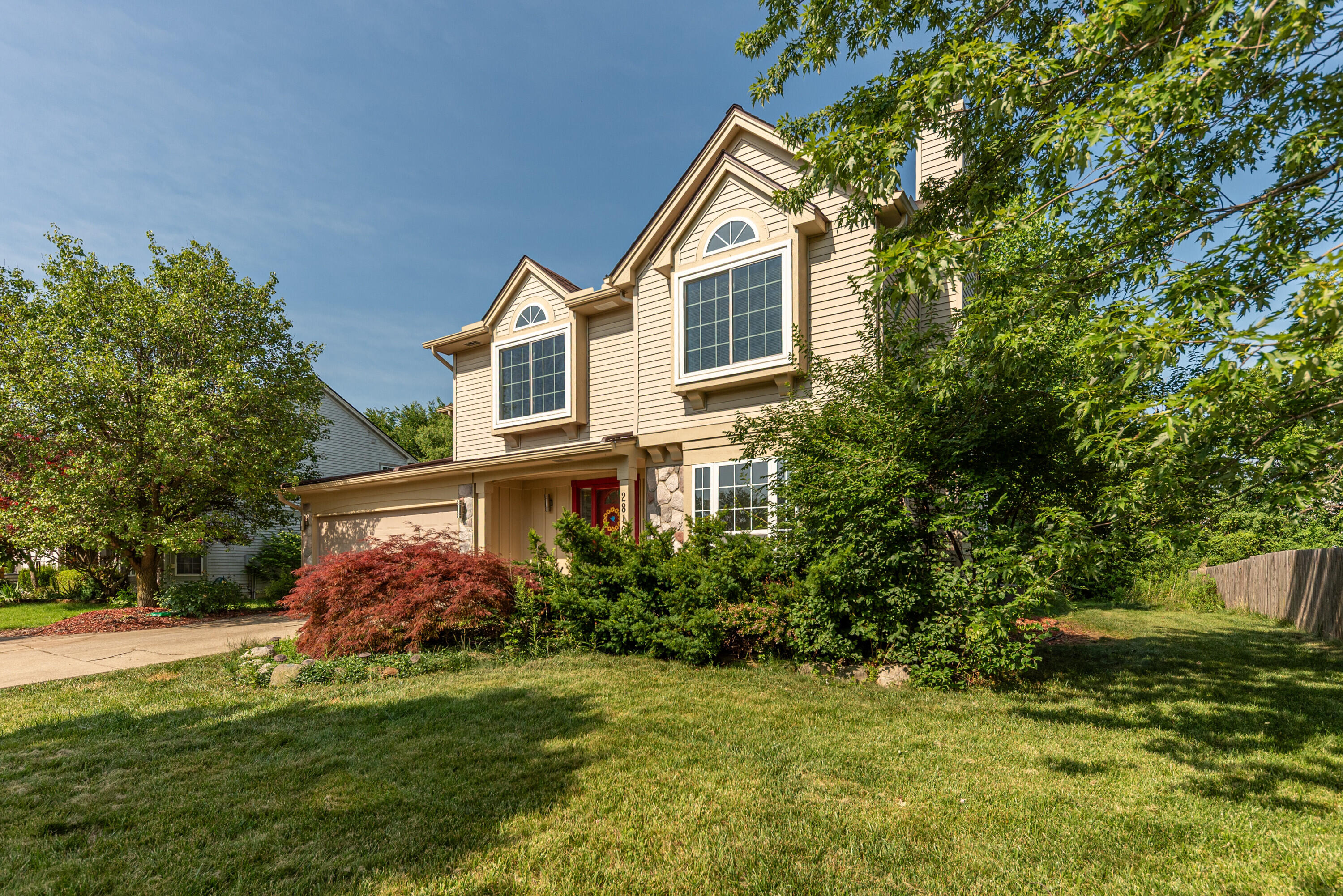 2812 Aspen Ridge Drive Property Photo 2