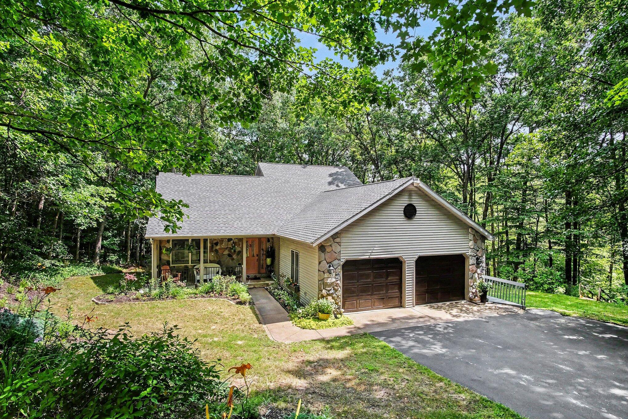 11793 W Baker Road Property Photo 1