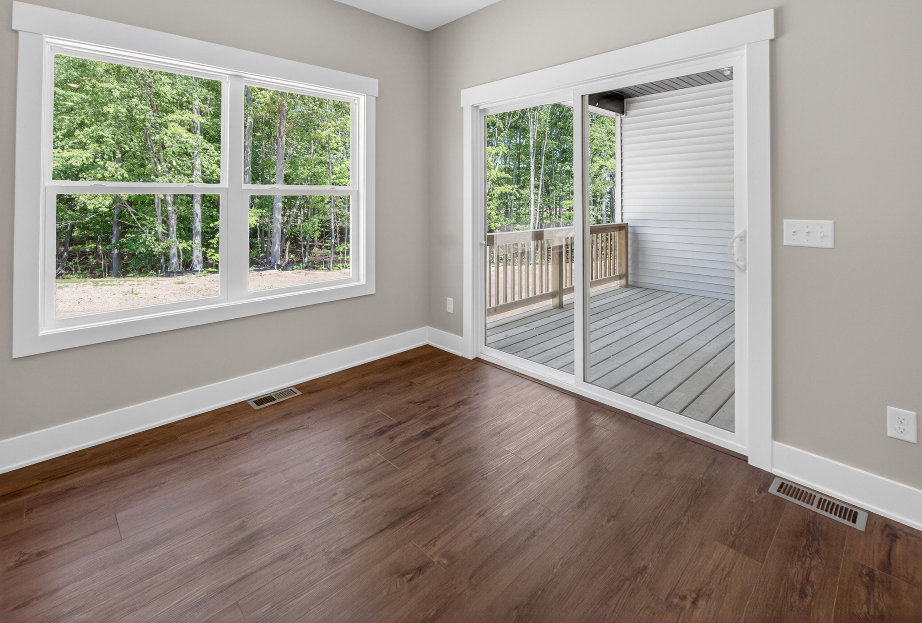 17428 Ridge Avenue Property Photo 12