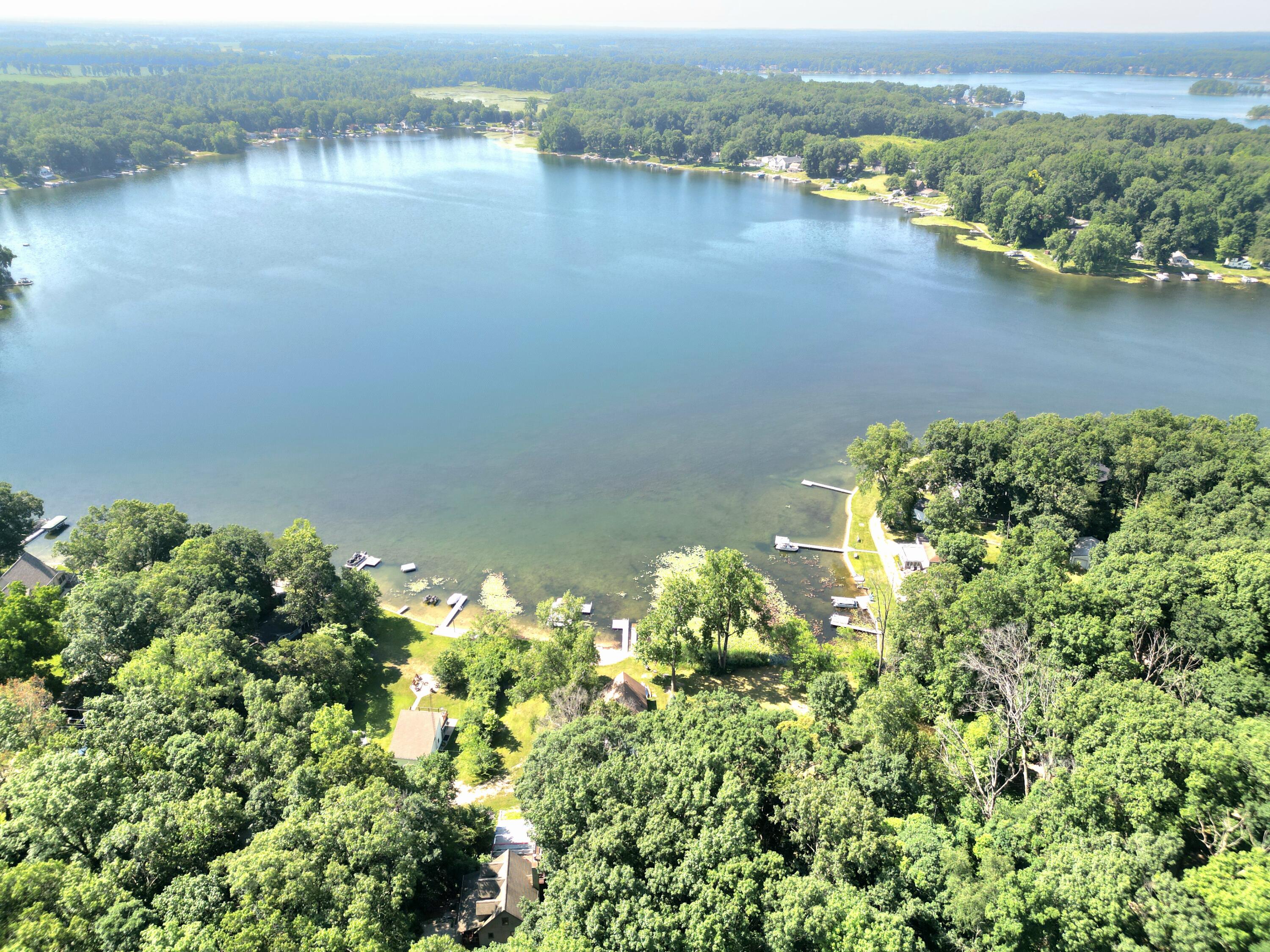 58388 E Clear Lake Road Property Photo 3