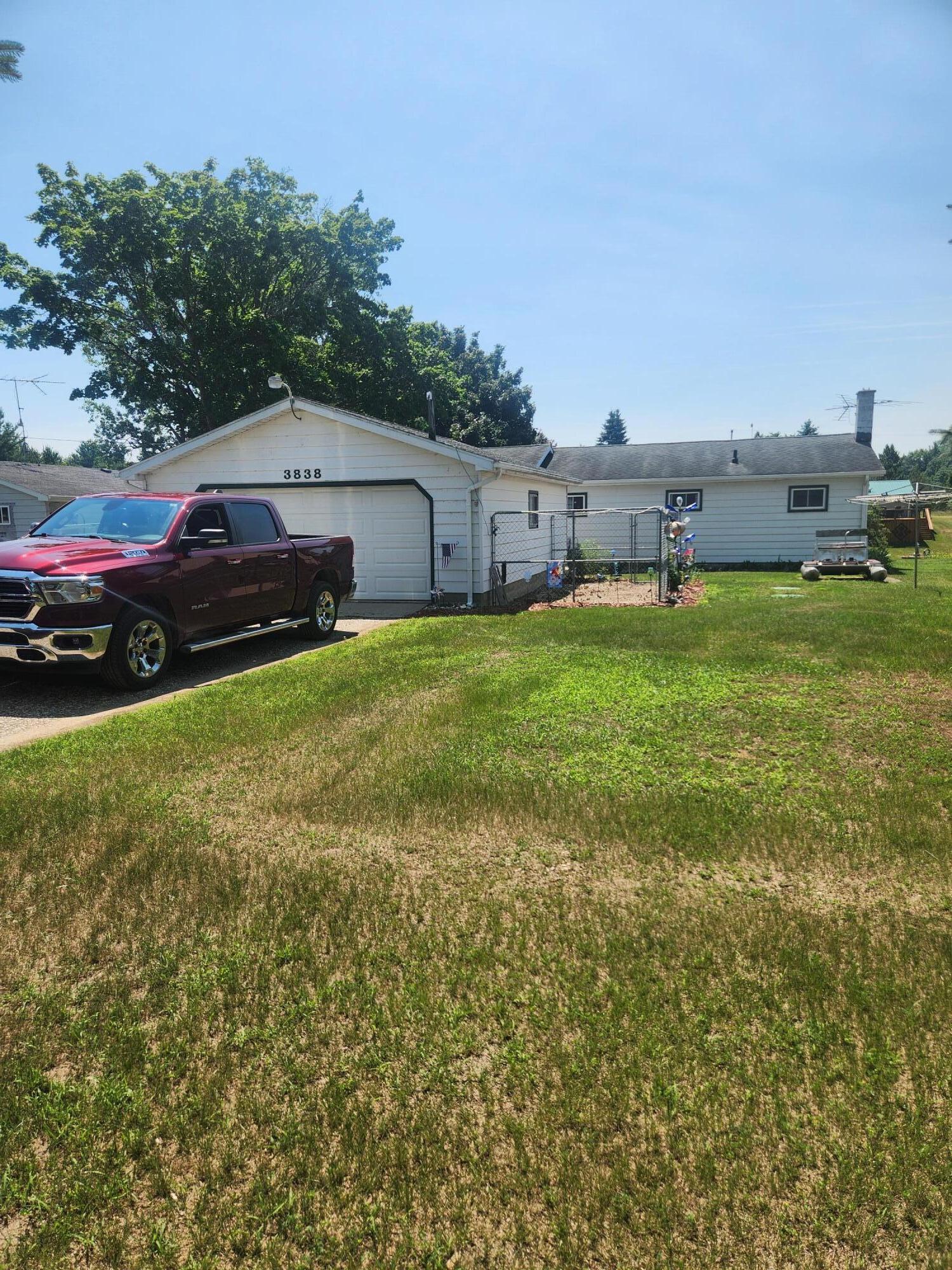 3838 Pine Trail Property Photo 1