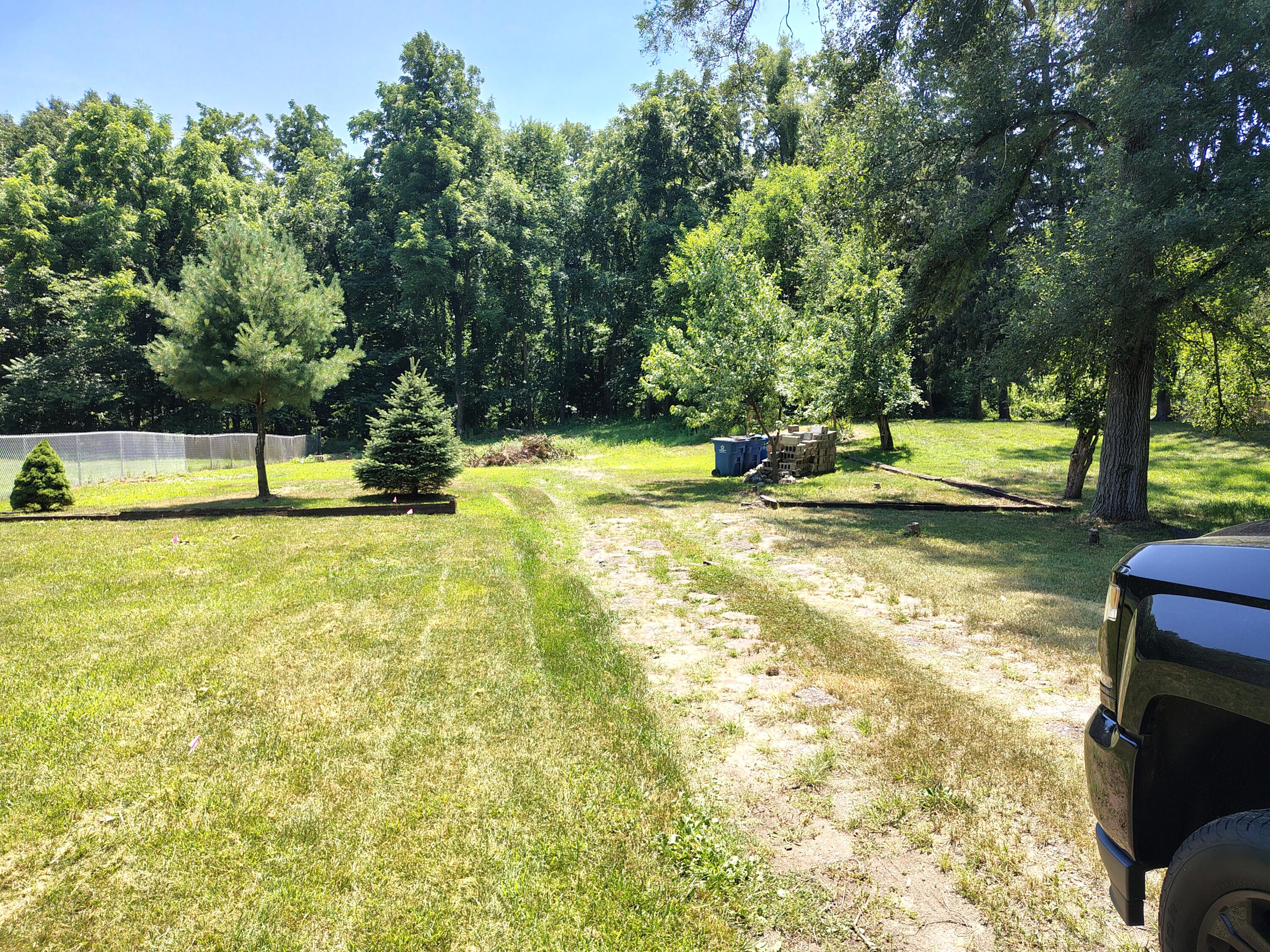 211 Waubascon Road Property Photo 1