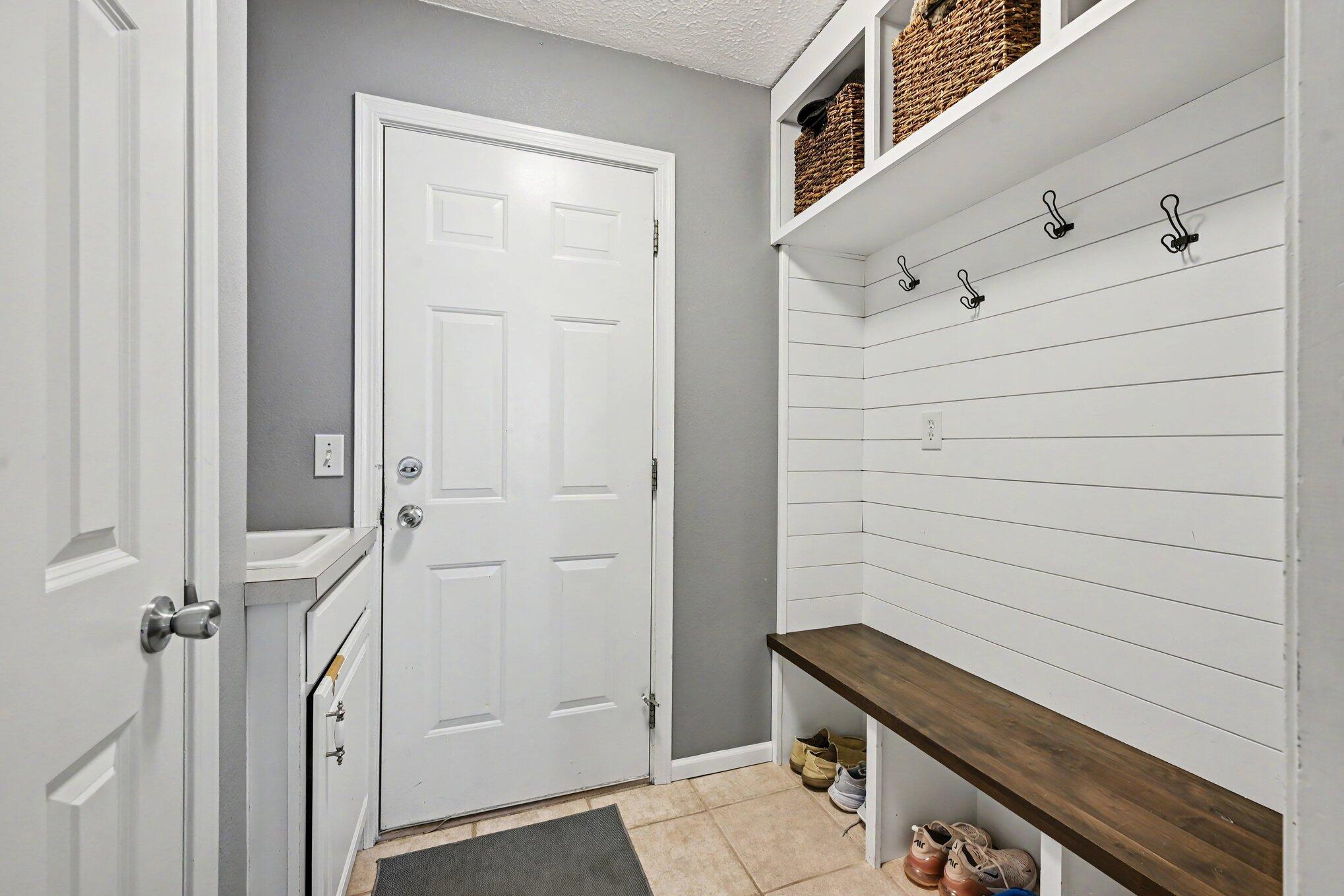 12265 Riverside Drive Property Photo 8